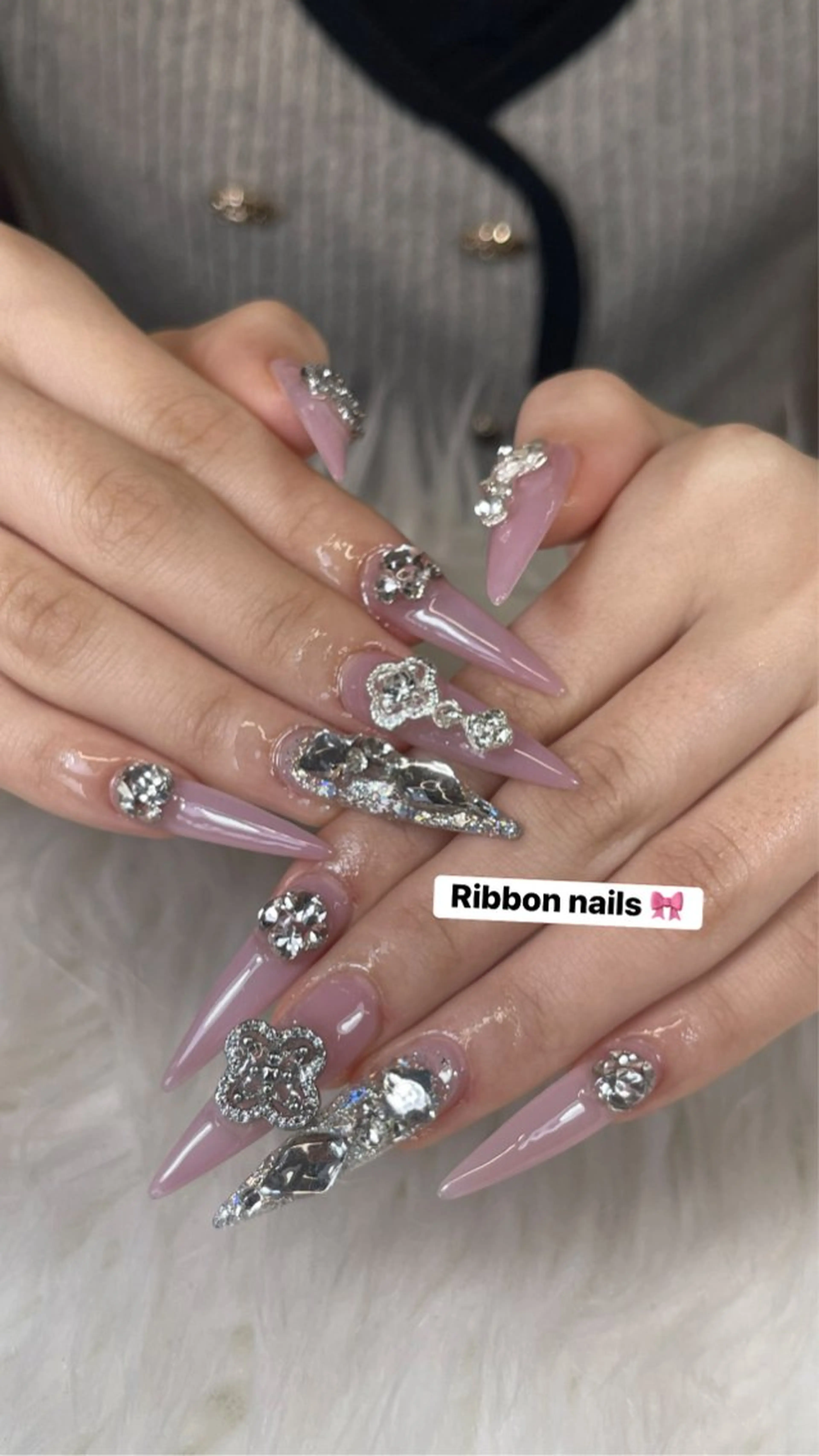 ネイル アートネイル スカルプネイル ストーンネイル ハンドネイル NiJi Nailsのネイルデザイン