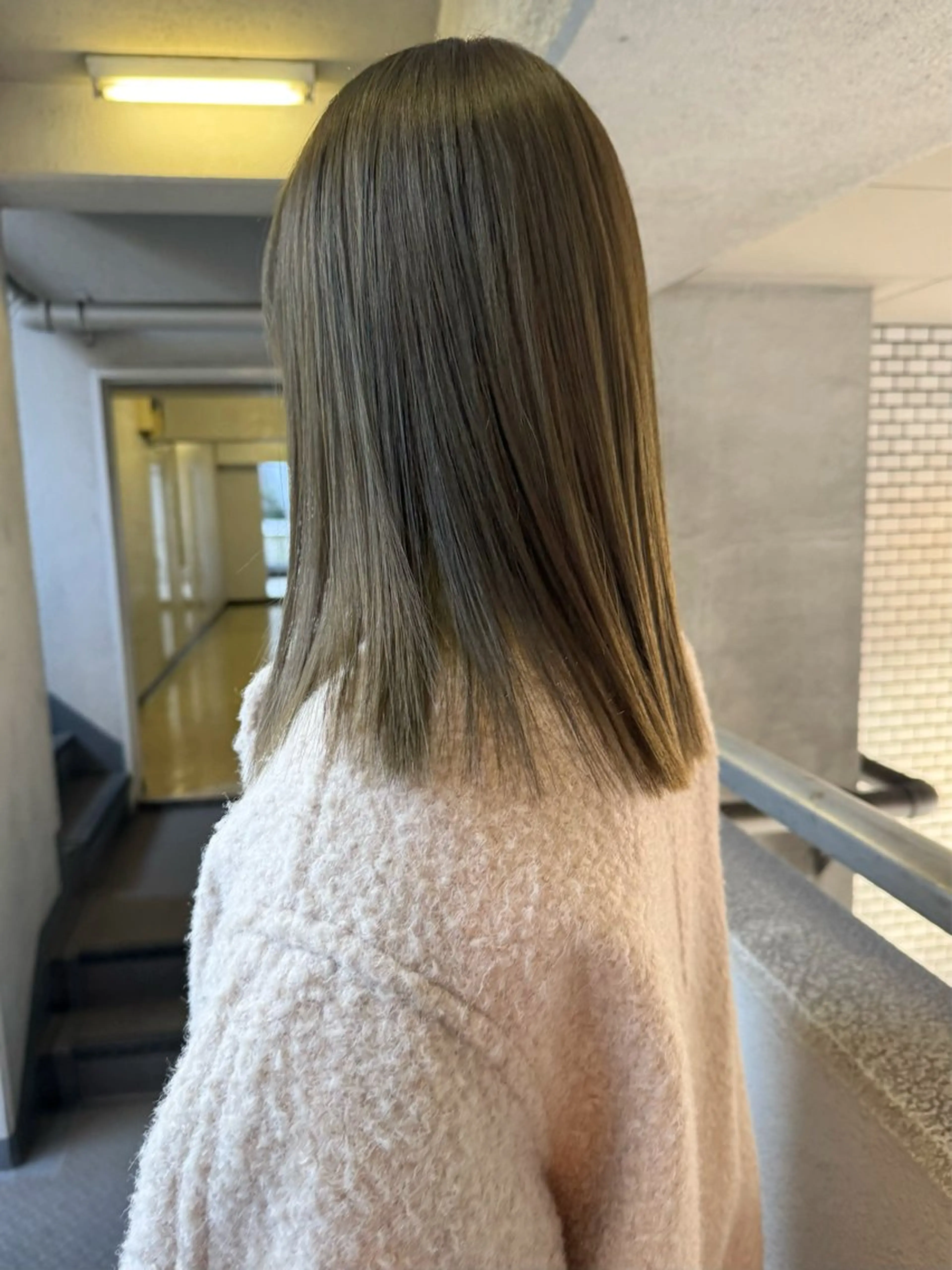 カラー ヘアカラー ブリーチカラー🎀 韓国風/寺門美優のヘアスタイル