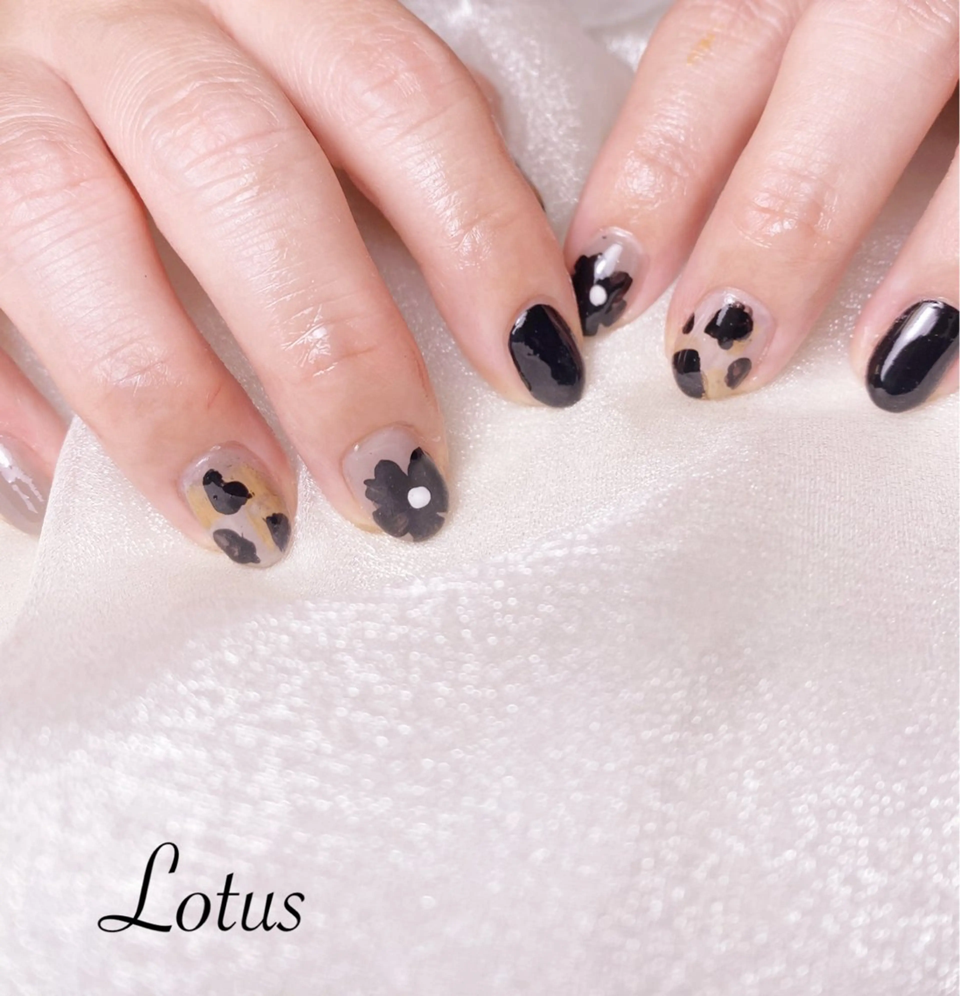 ネイル ハンドネイル ネイル＆脱毛 Lotus🌸のネイルデザイン