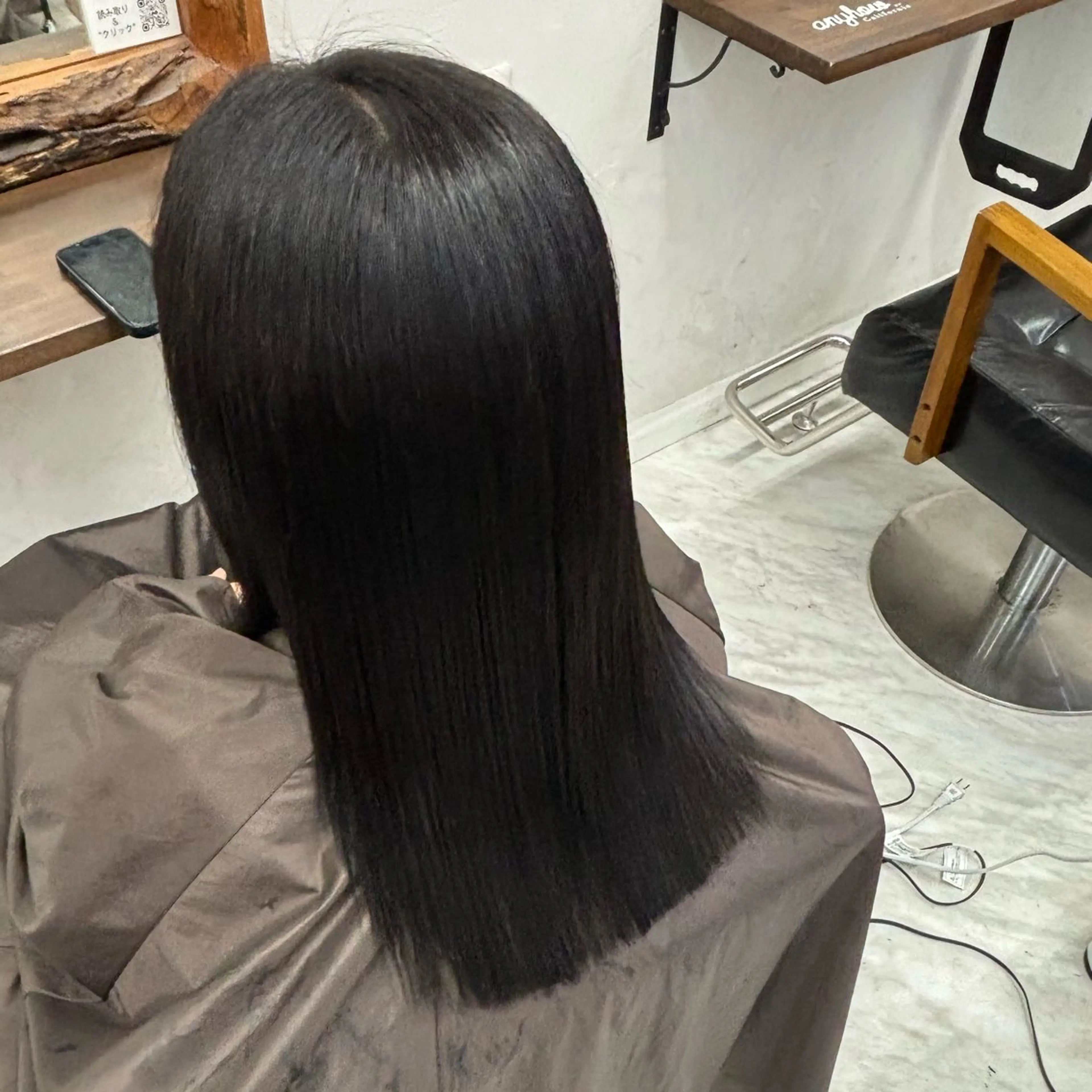 セミロング カラー 平間 香月のヘアスタイル