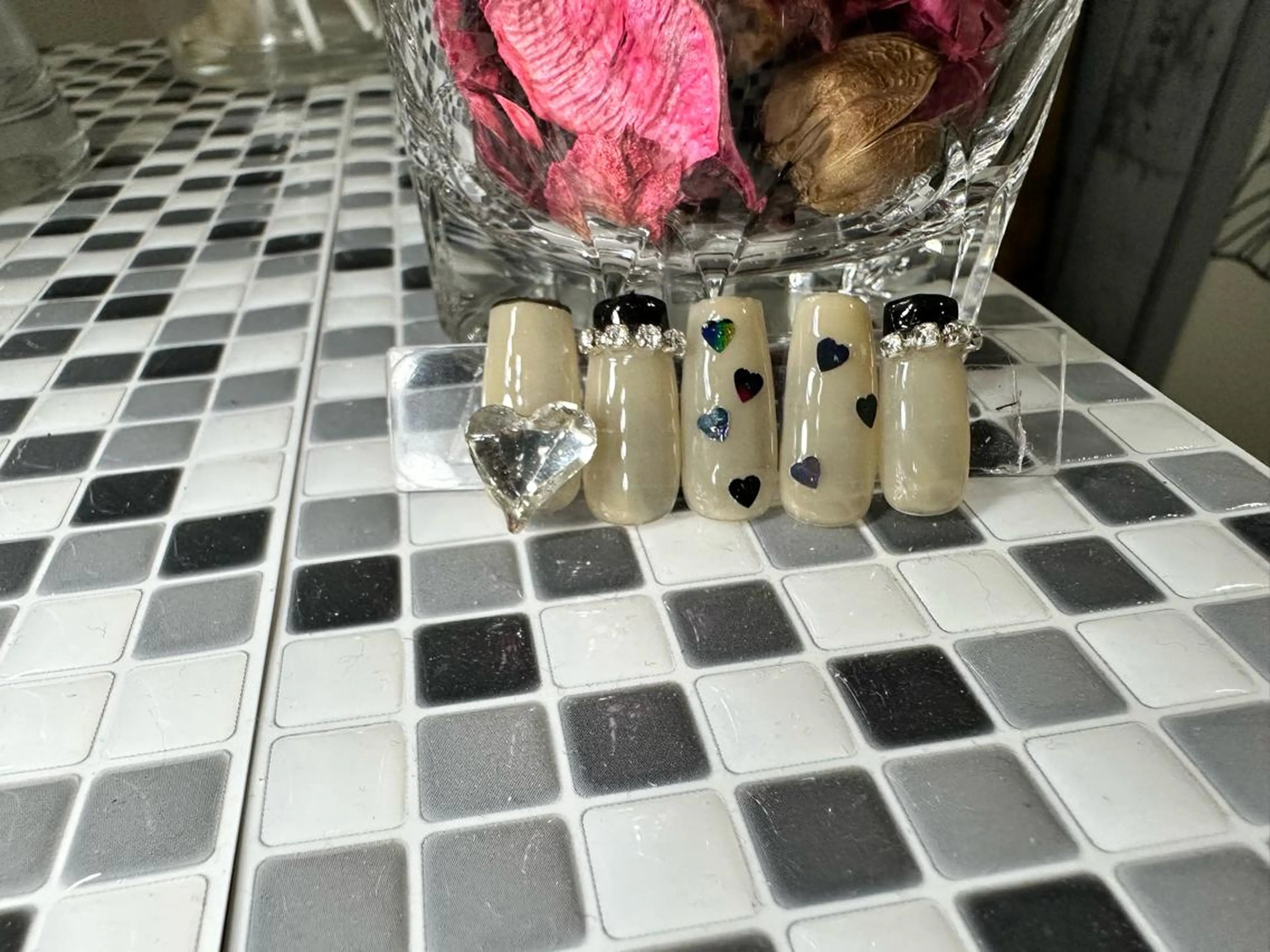 ネイル 新山 聖のネイルデザイン