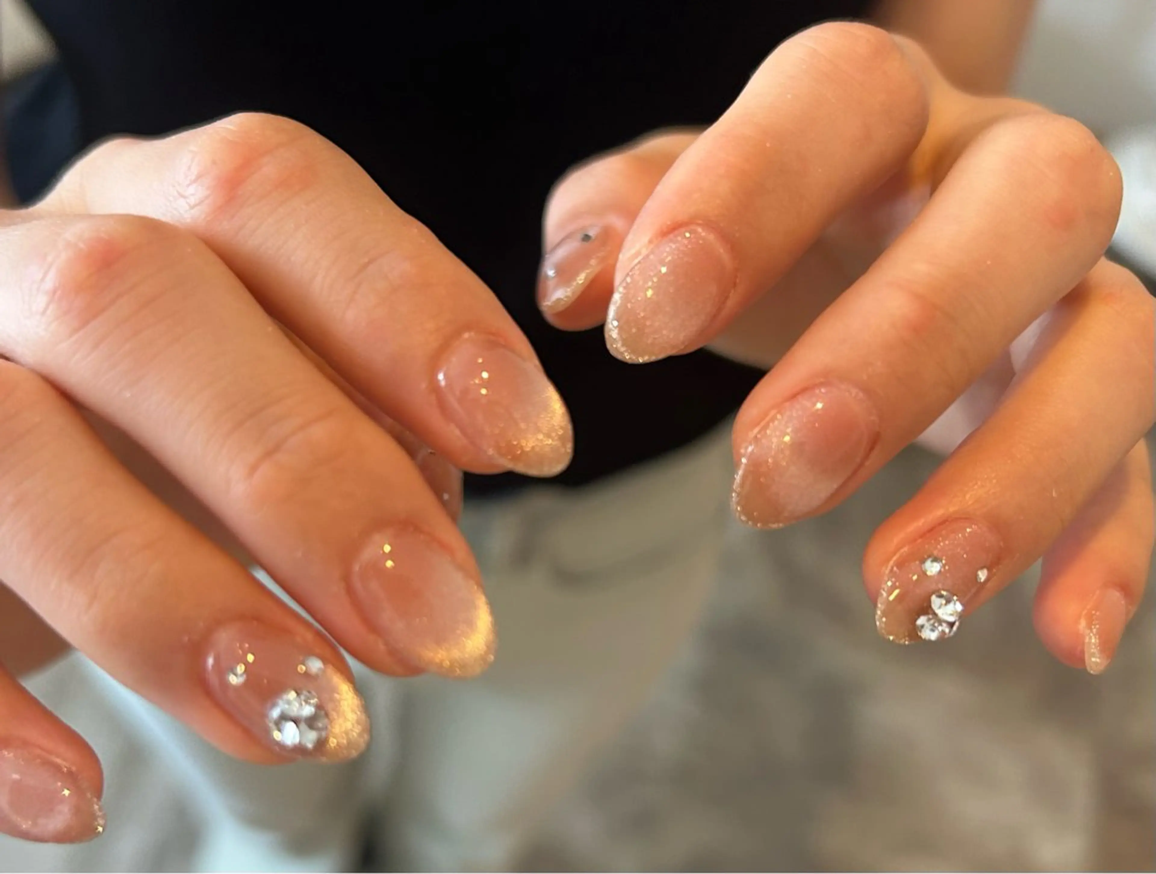 ネイル ハンドネイル フットネイル 三味 夏生のネイルデザイン