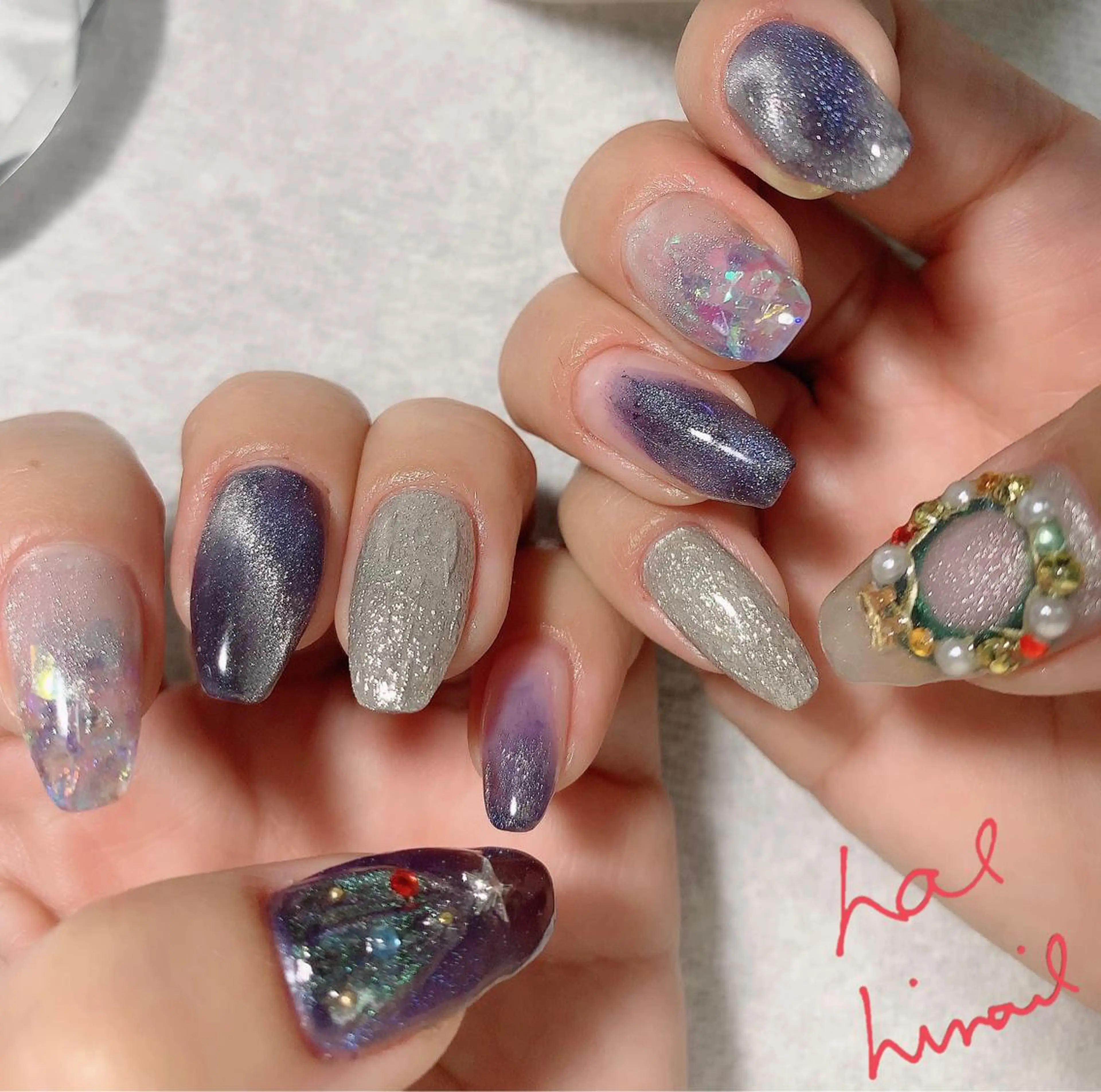ネイル オーロラネイル マグネットネイル ミラーネイル 冬ネイル クリスマス はるひな ねいるのネイルデザイン