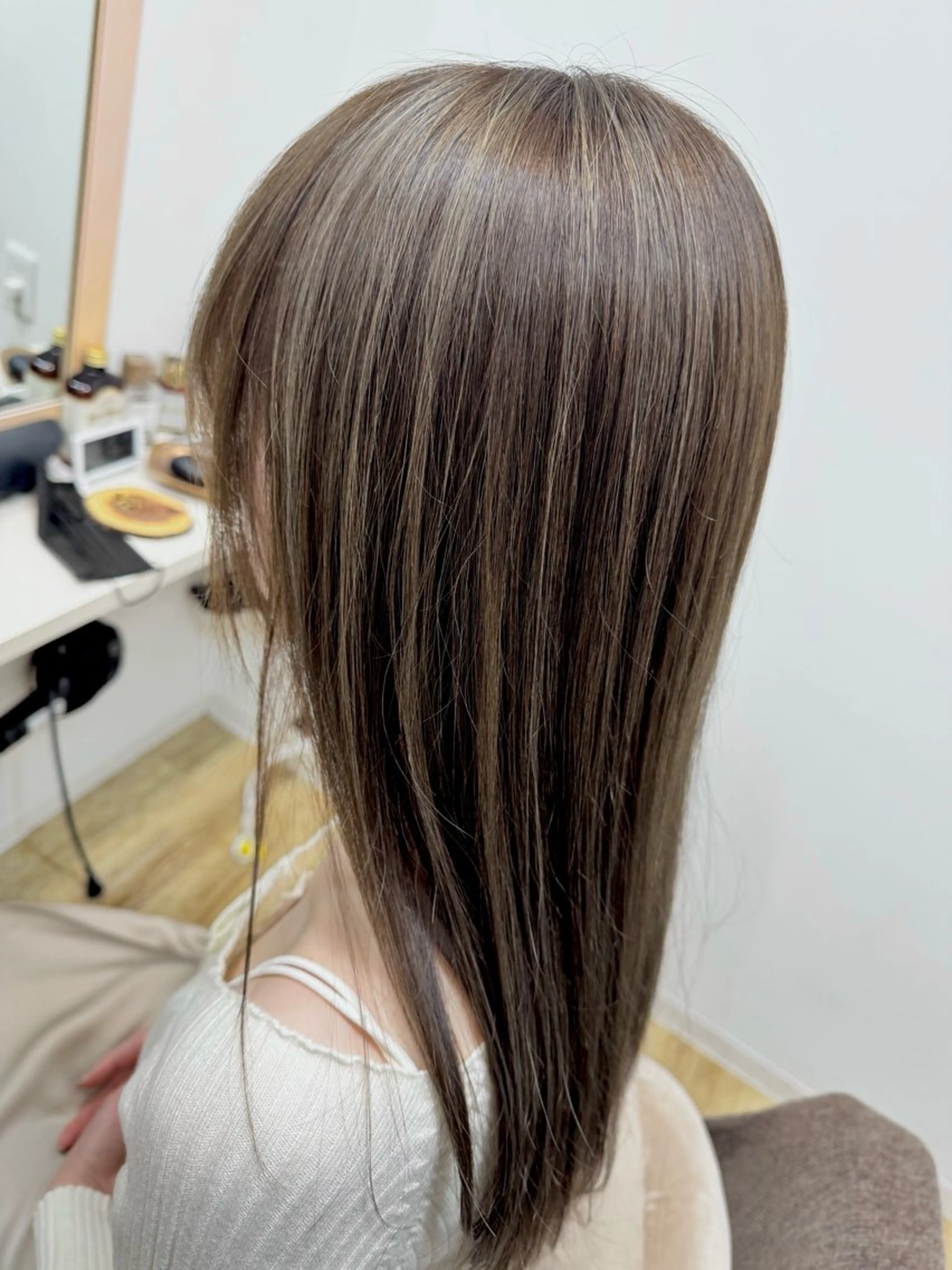 ロング ヘアカラー トリートメント 大阪 美容師 林のヘアスタイル