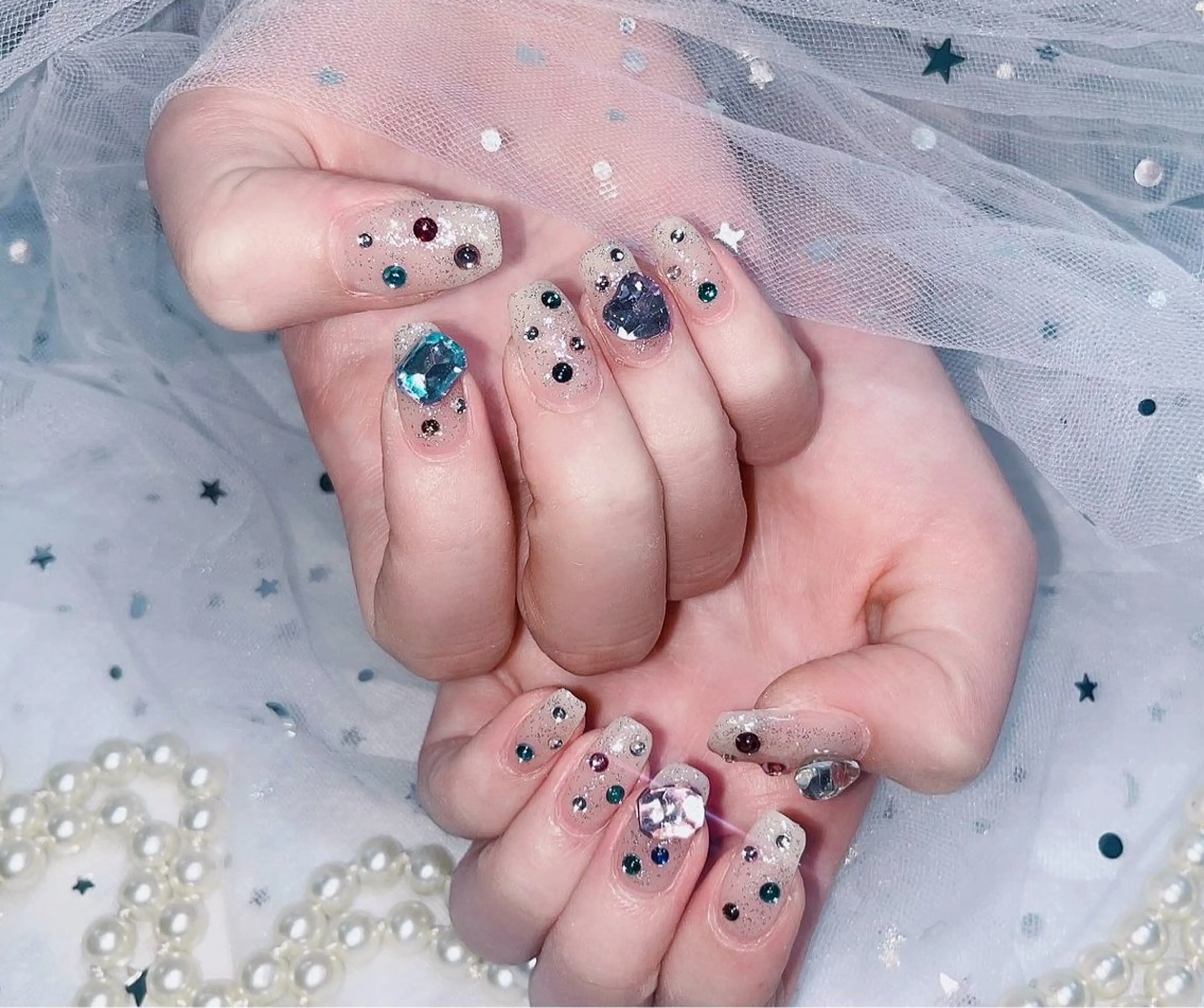 ネイル ハンドネイル VIVIAN リサのネイルデザイン