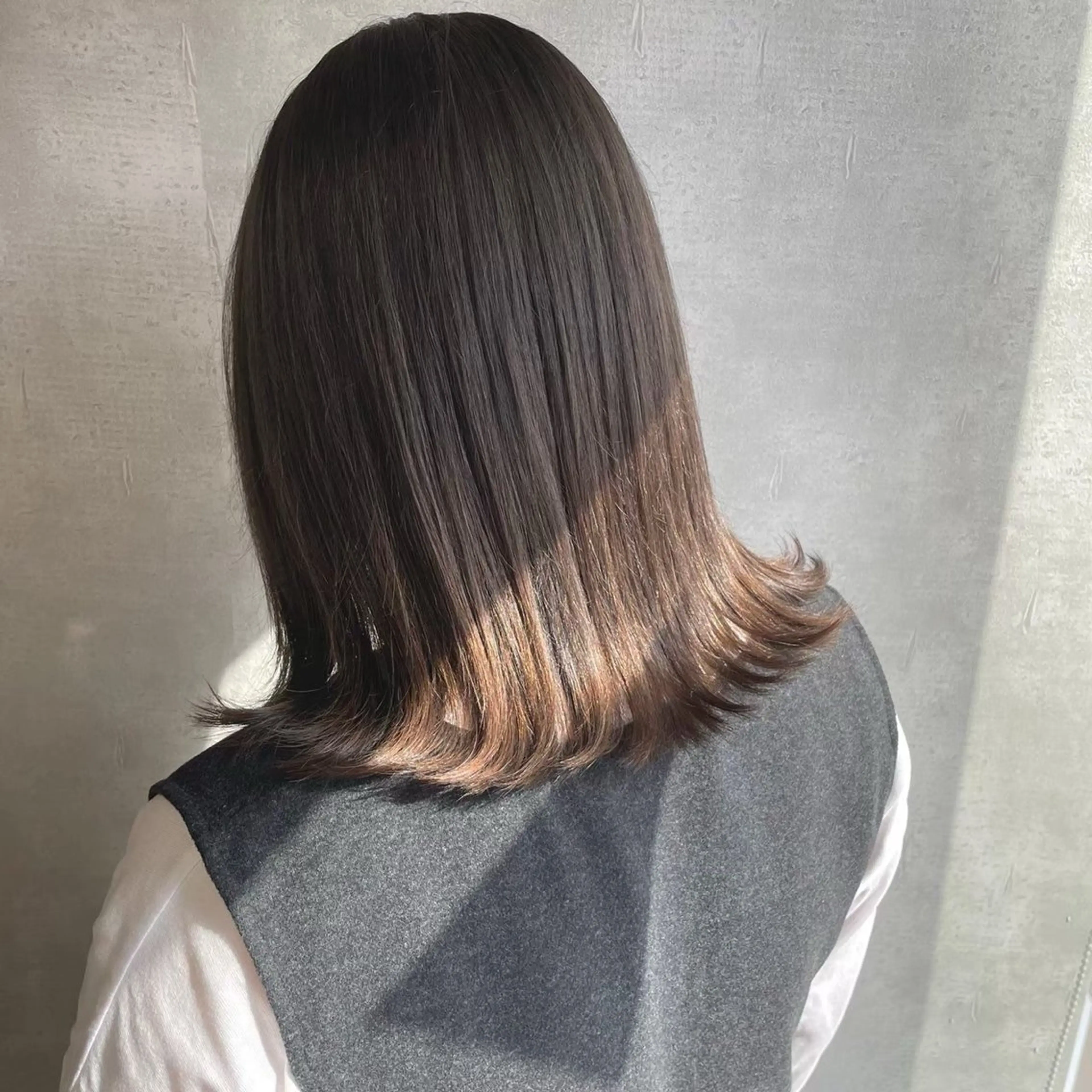 ミディアム 外ハネヘア 當銘 花蓮のヘアスタイル