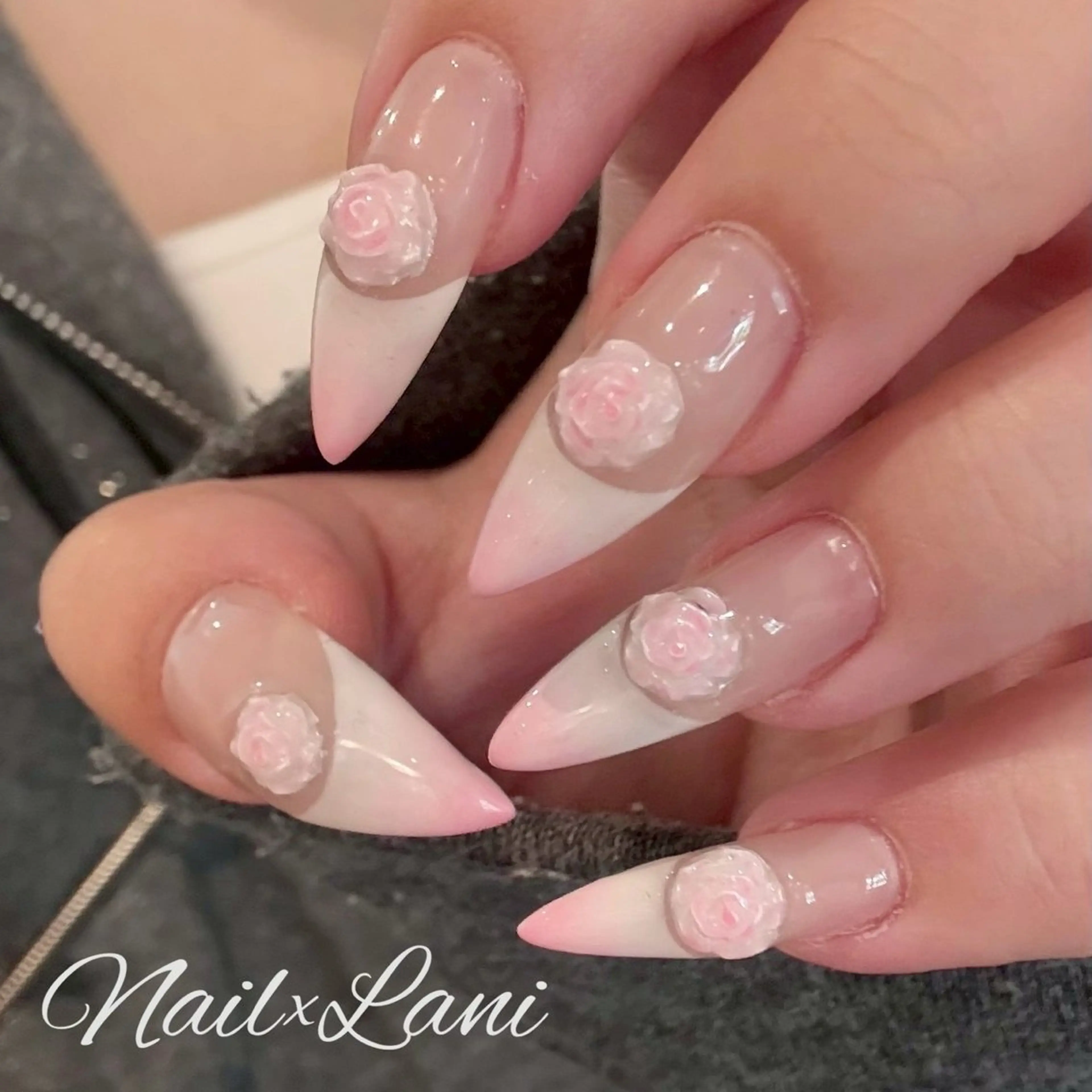 ネイル KOMINE SAAYAのネイルデザイン