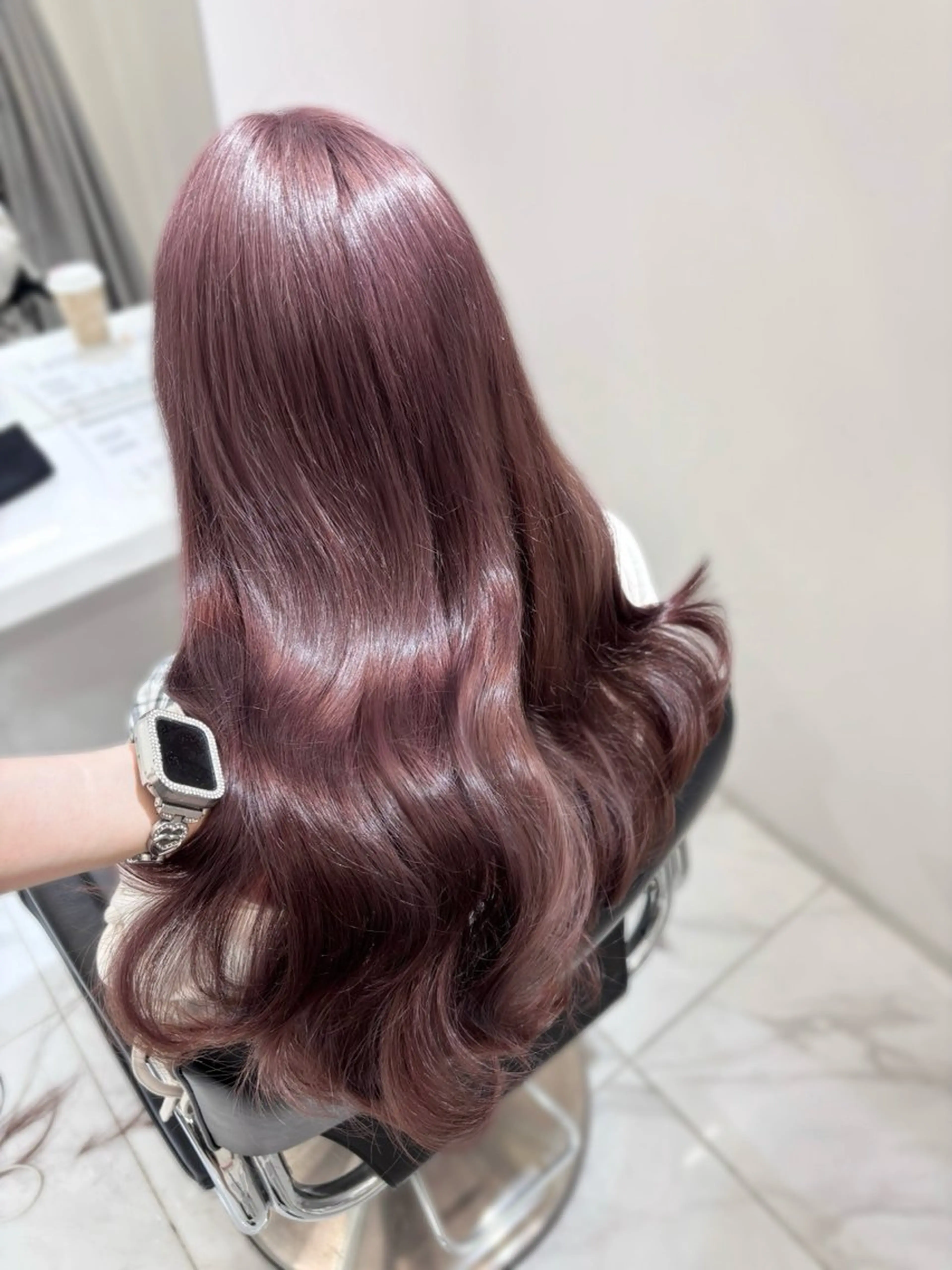 ロング カラー ブリーチ グレージュ ラベンダーカラー ラベンダーピンク ピンクカラー カット ヘアカラー トリートメント 盛れる顔周り🤍渋谷 Risa🎀のヘアスタイル