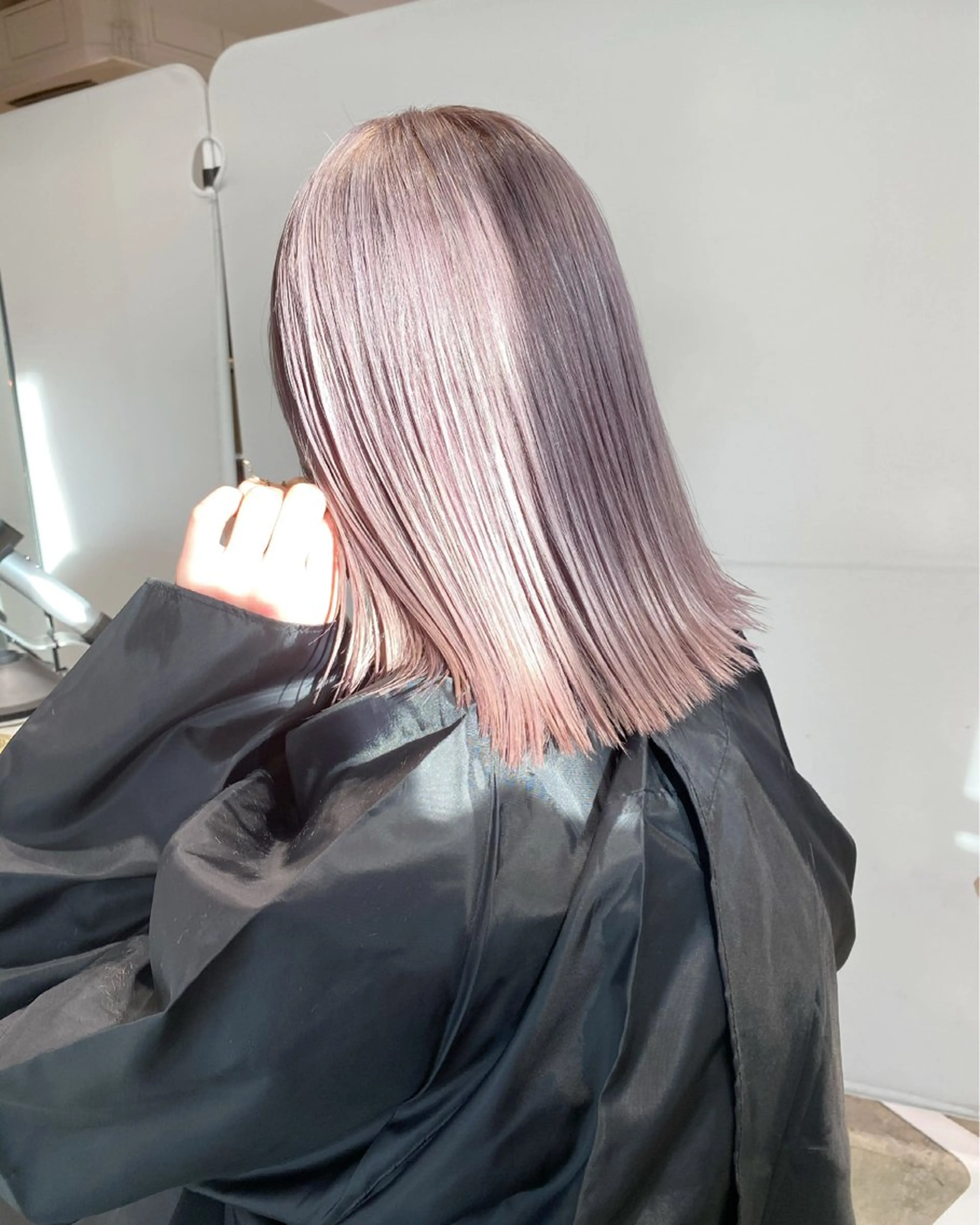 ミディアム ヘアカラー ラベンダーカラー＆ ミルクティー太田のヘアスタイル