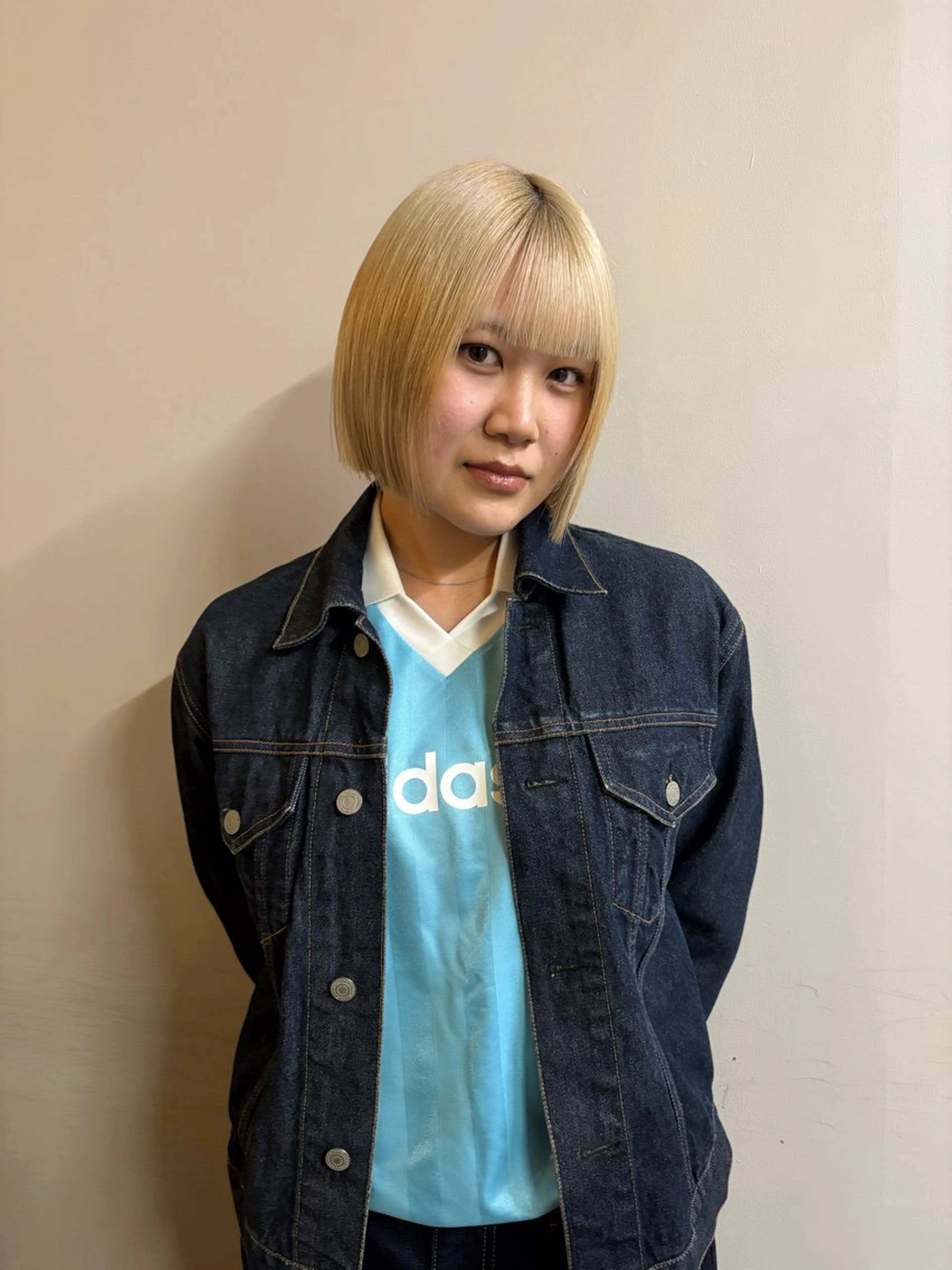 ショート カラー ハイトーン レイヤー🎀meiのヘアスタイル