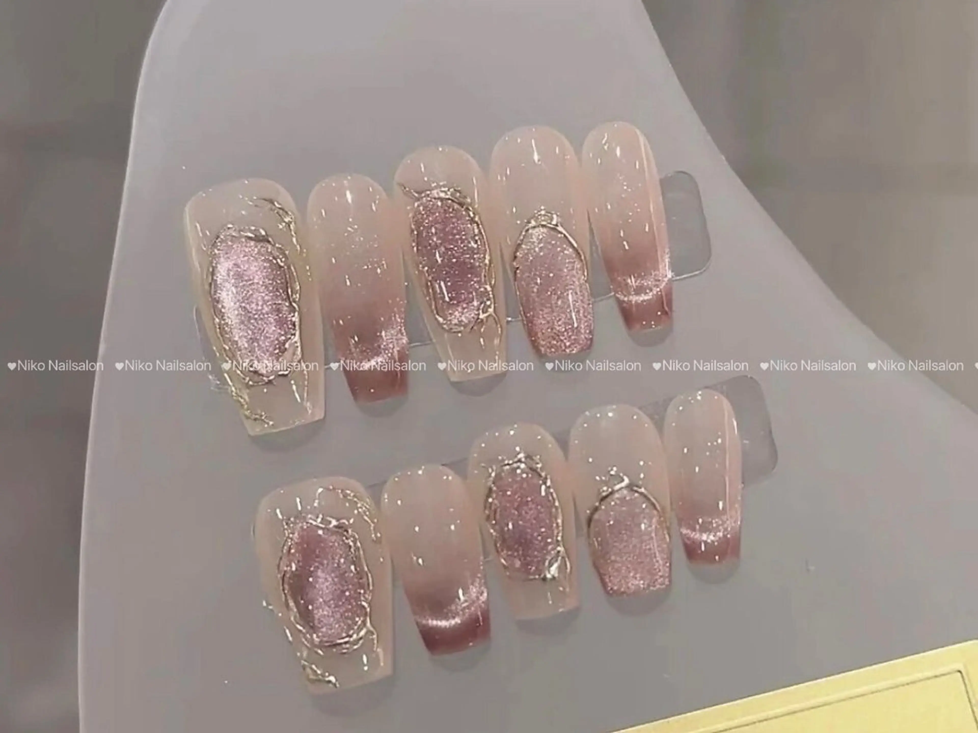 ネイル チークネイル 長さ出し フットネイル フレンチネイル ジェルネイル ハンドネイル Niko Nail salon 銀座本店のネイルデザイン