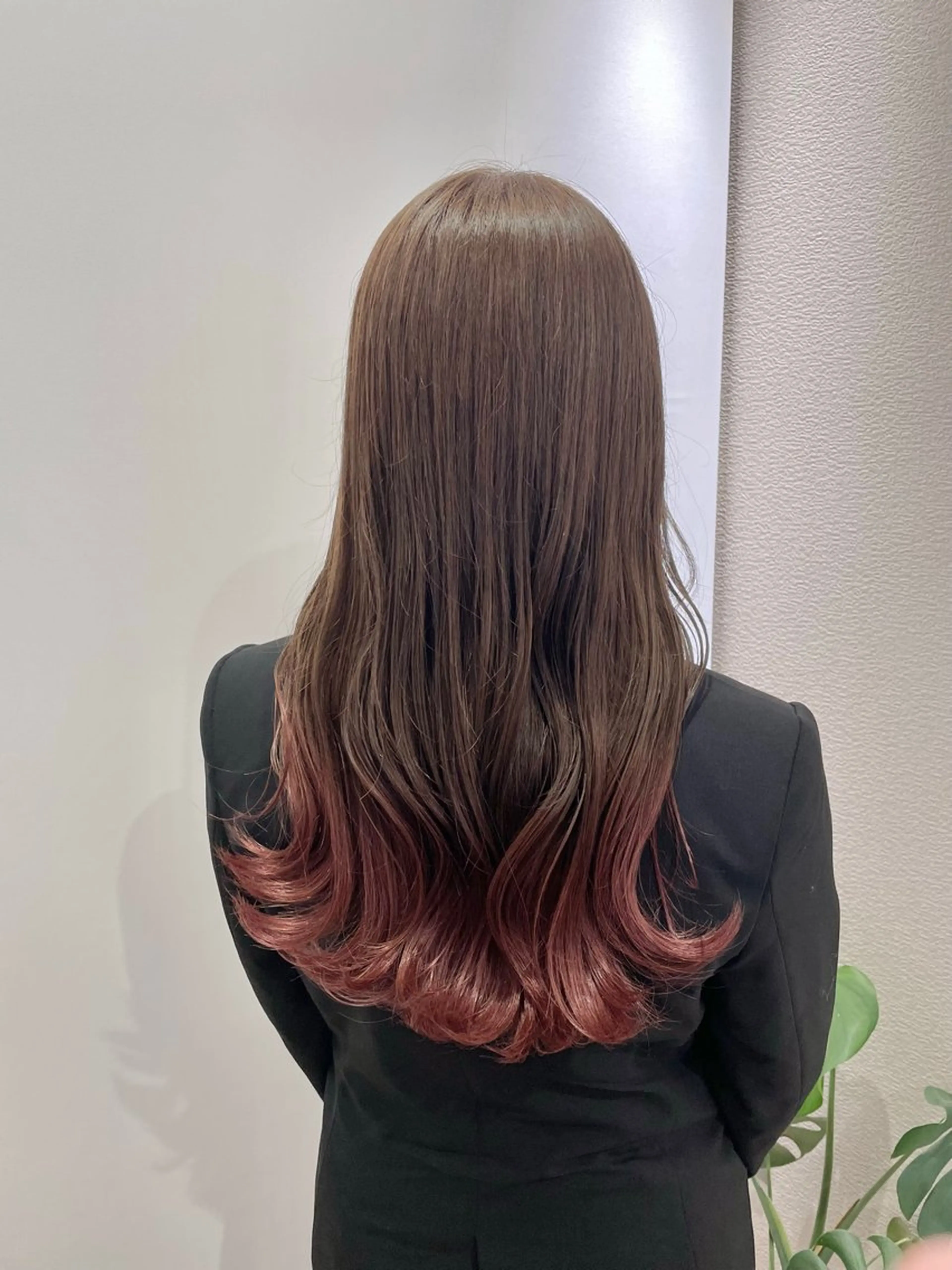 ロング カラー カット ヘアカラー トリートメント 佐々木 美帆のヘアスタイル