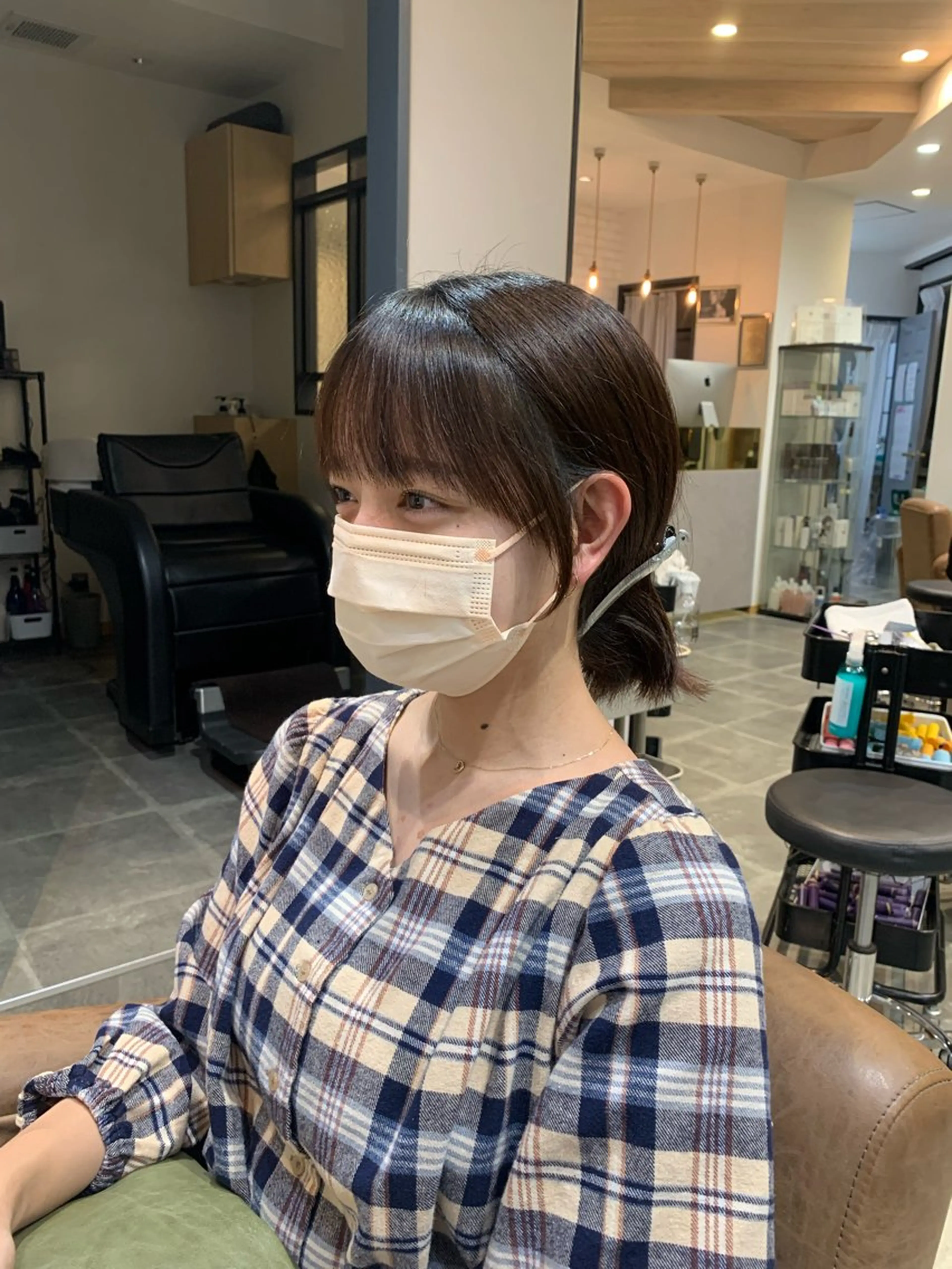 ミディアム 顔周りカット 鍋嶋 涼香のヘアスタイル