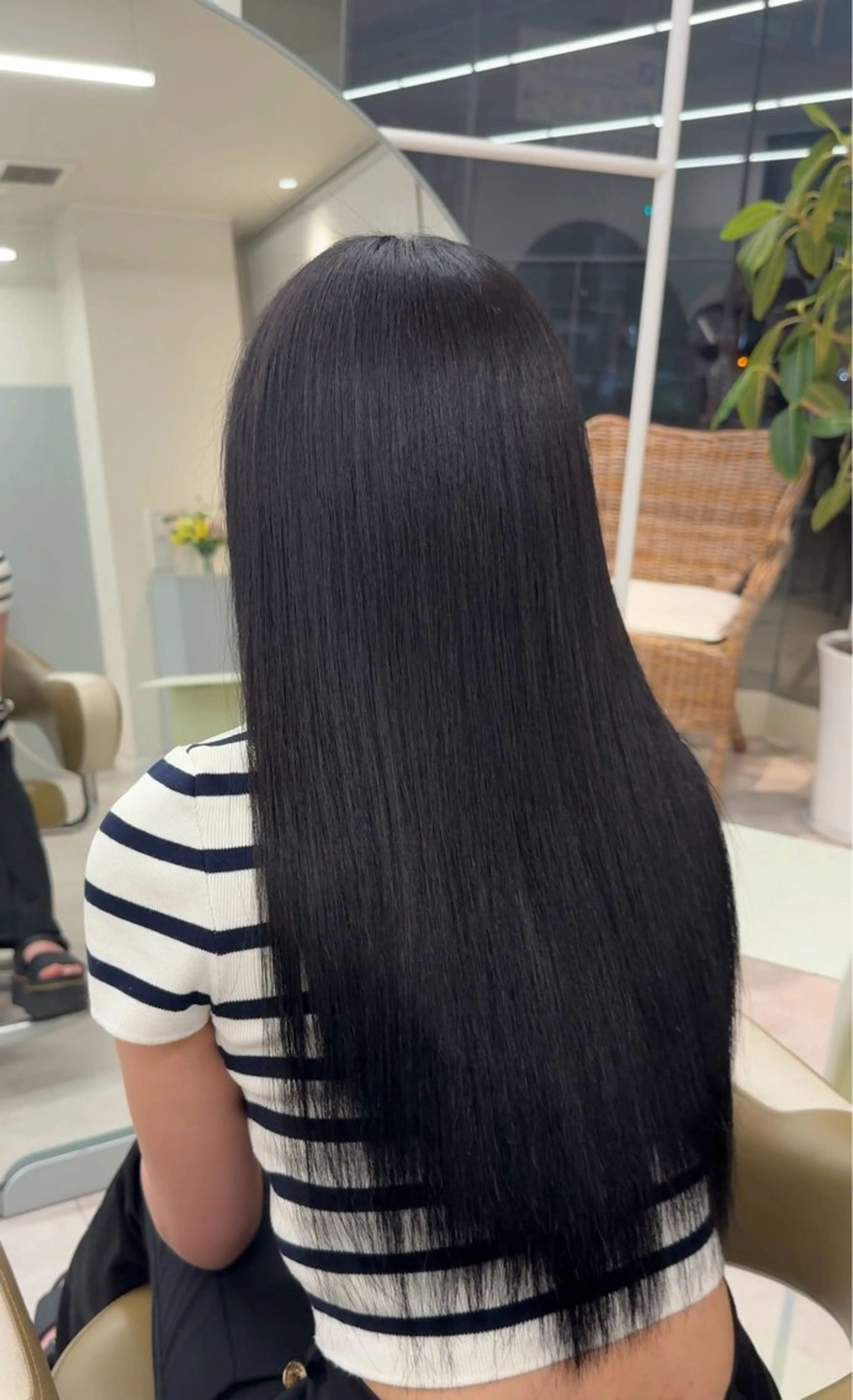 ロング カラー 透明感カラー 日吉 里緒のヘアスタイル