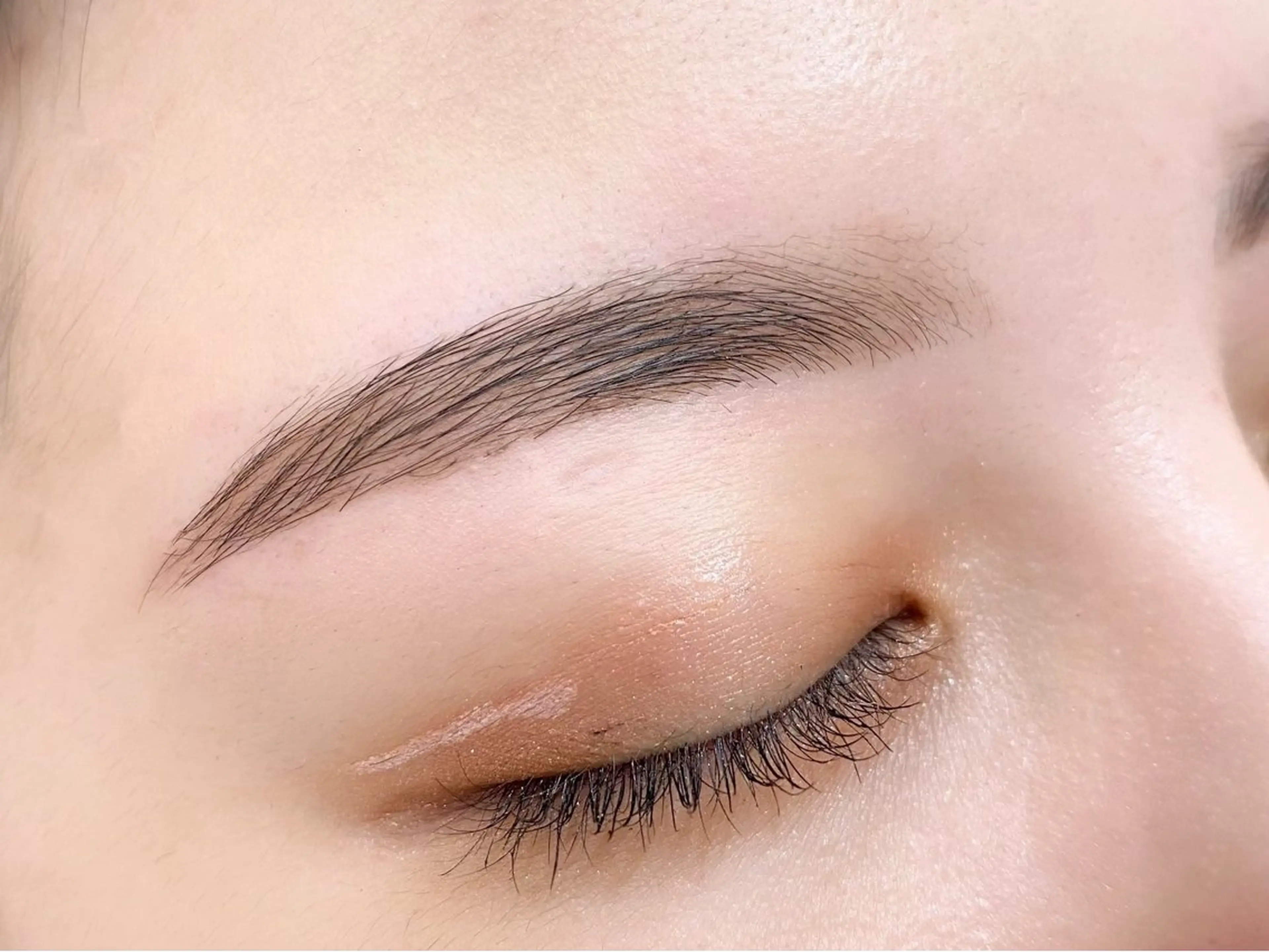 アイブロウ fumina🐇🤍 ‎まつげパーマ🫧のマツエク・マツパデザイン