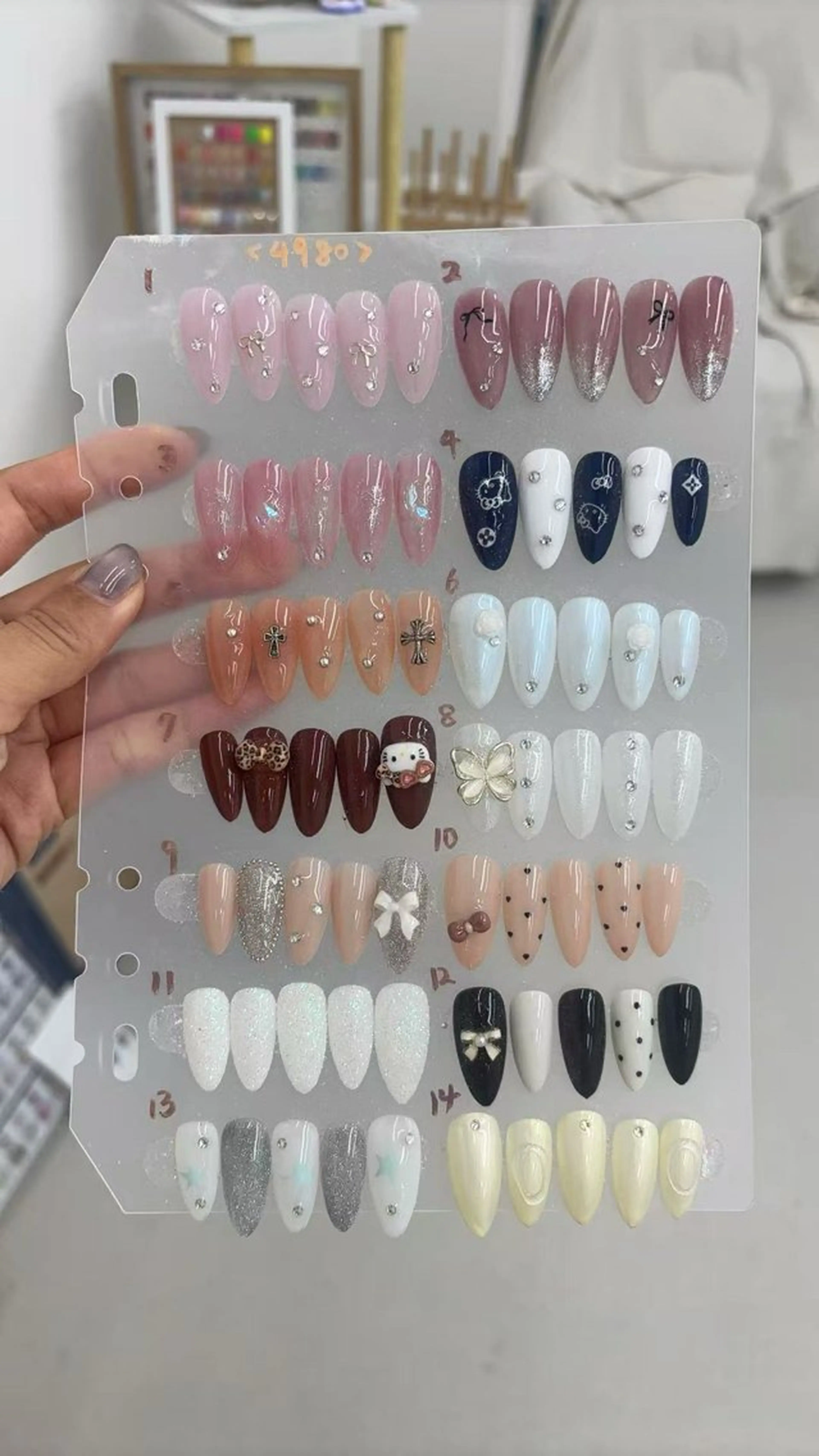 自爪シンプル定額デザイン！4980の写真