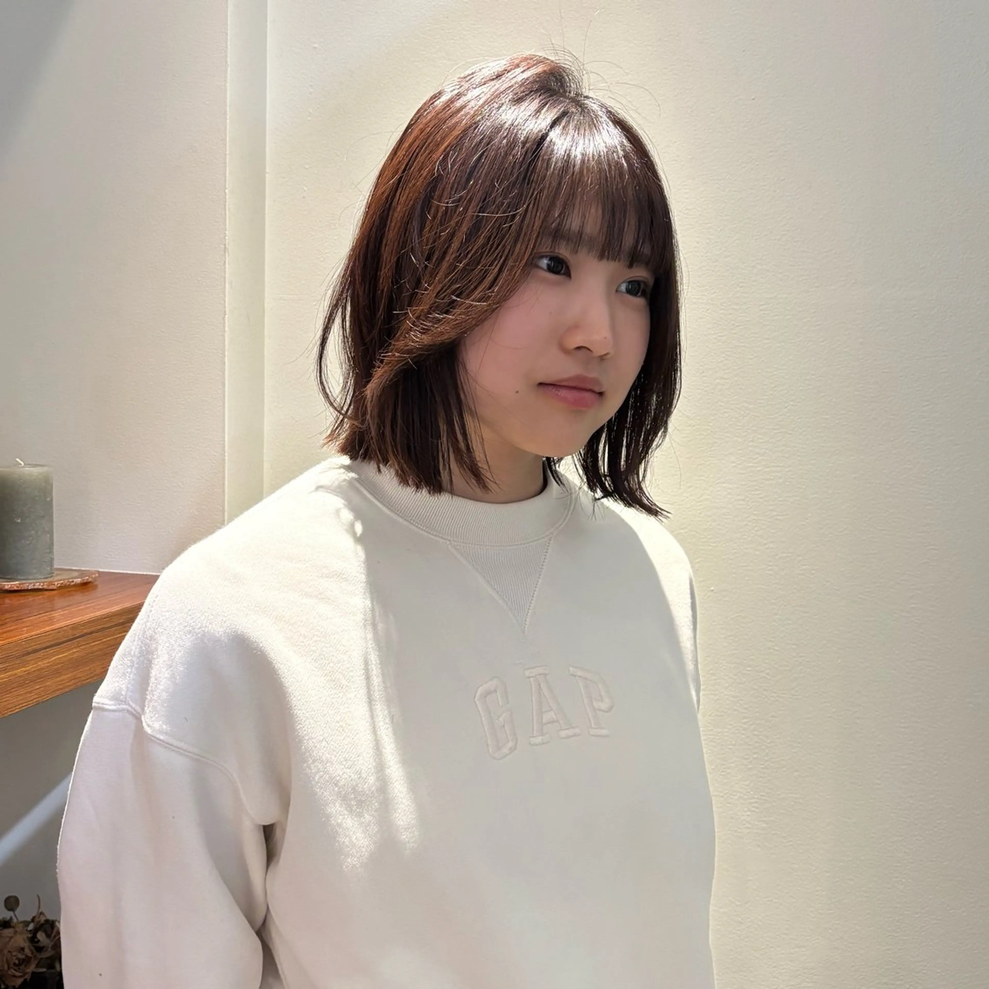 ショート ボブ 顔周りカット グレージュ🐰透明感 カラー🫧akihoのヘアスタイル