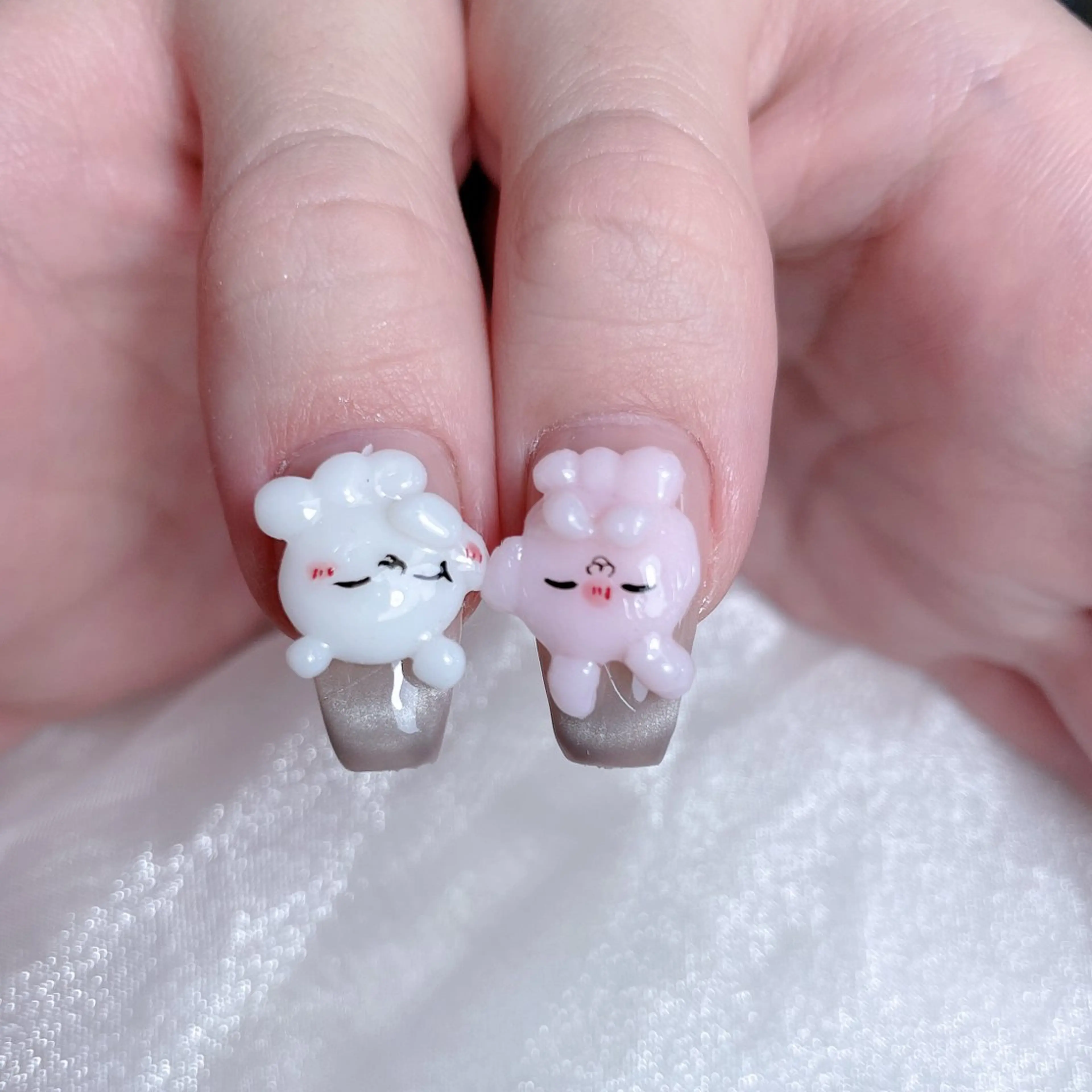 ネイル グラデーション キラキラネイル マグネットネイル スカルプネイル 冬ネイル その他(ネイル) kawaiiko サロンのネイルデザイン