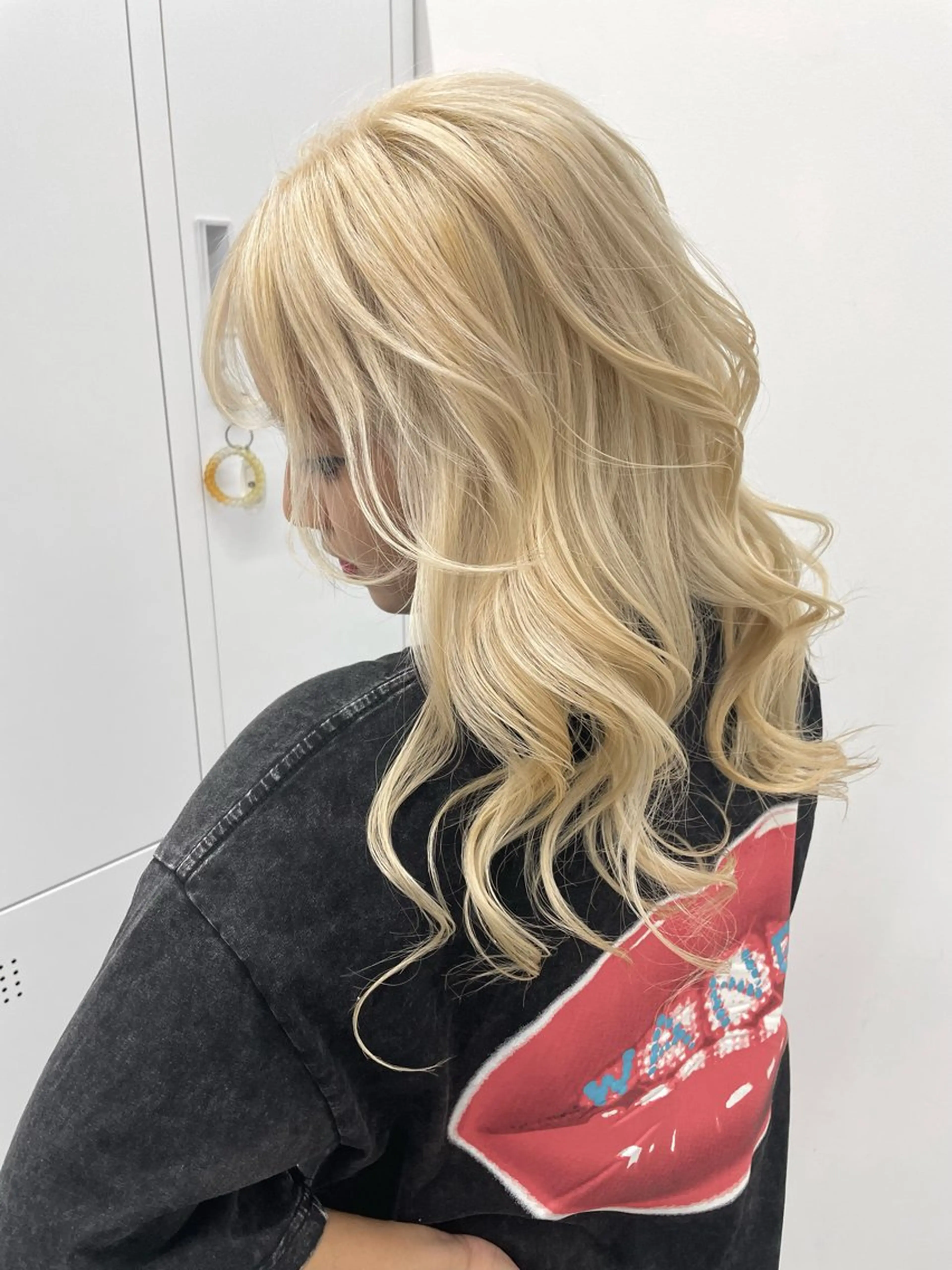 カラー ダブルカラー ハイトーンカラー BLEACHi /noeのヘアスタイル