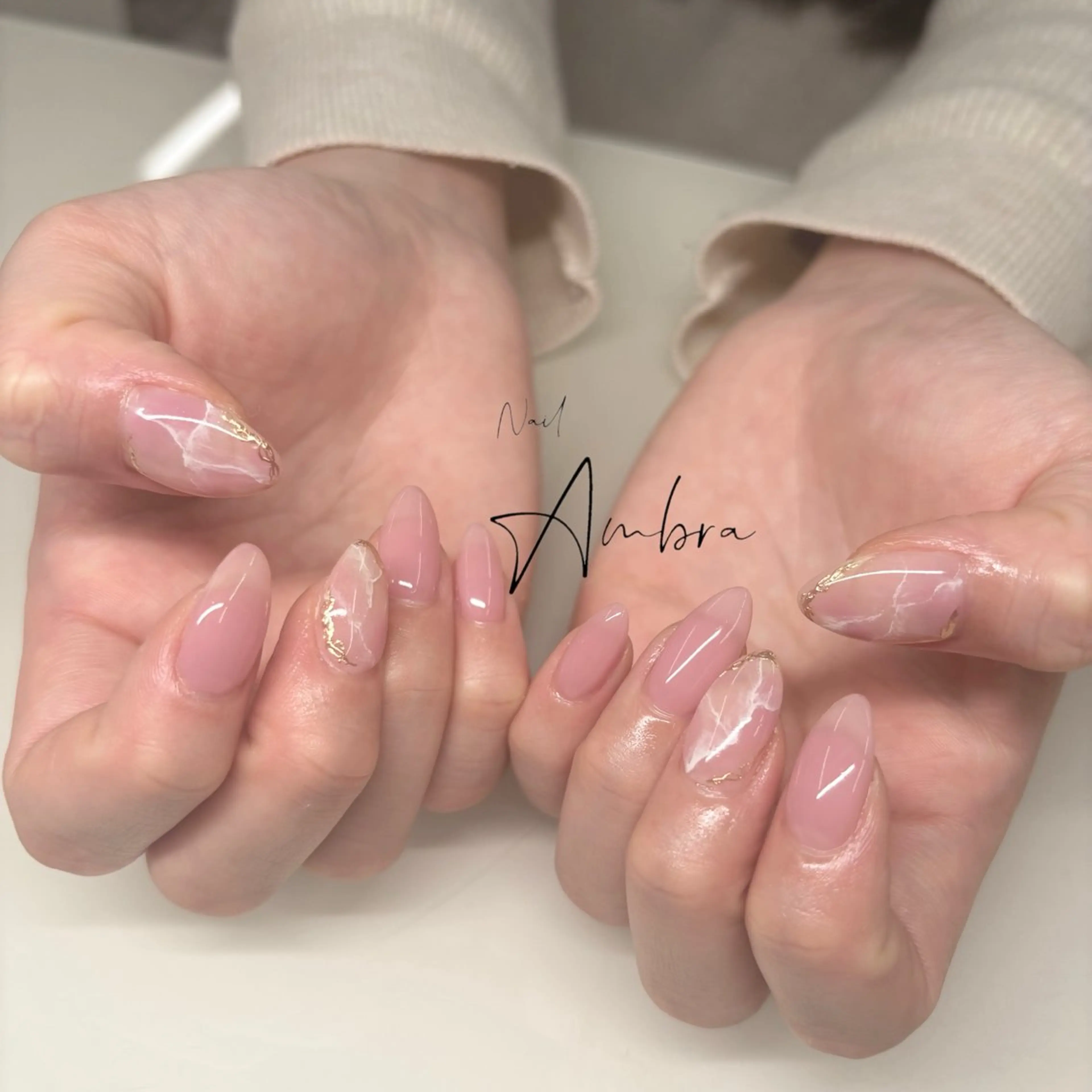 ネイル 大理石ネイル(マーブル) ハンドネイル Nail Ambra 天王寺店所属・Nail Ambra 小山のネイルデザイン