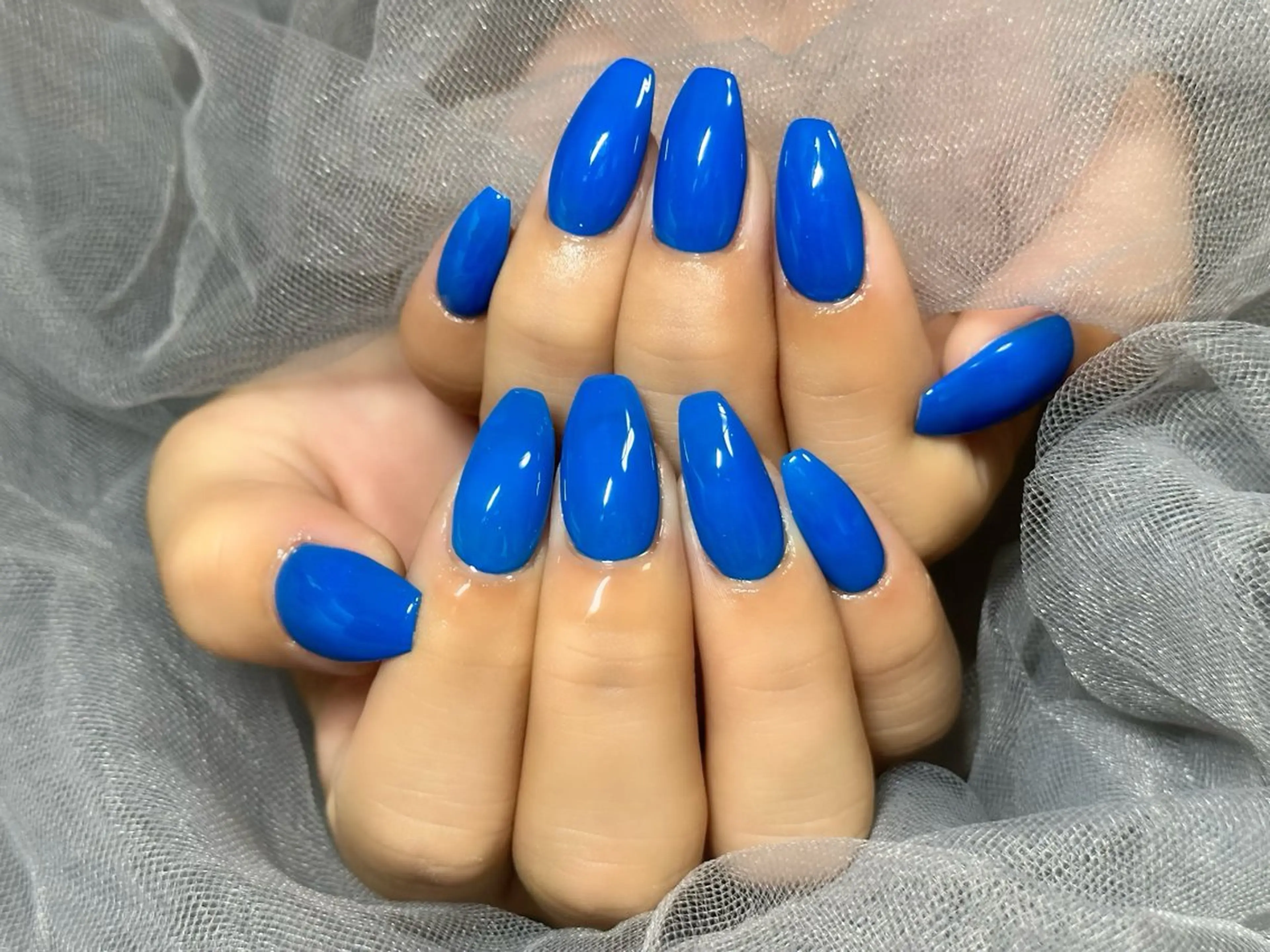 ネイル ブルー ワンカラーネイル ハンドネイル Nail Salon KURELLYのネイルデザイン