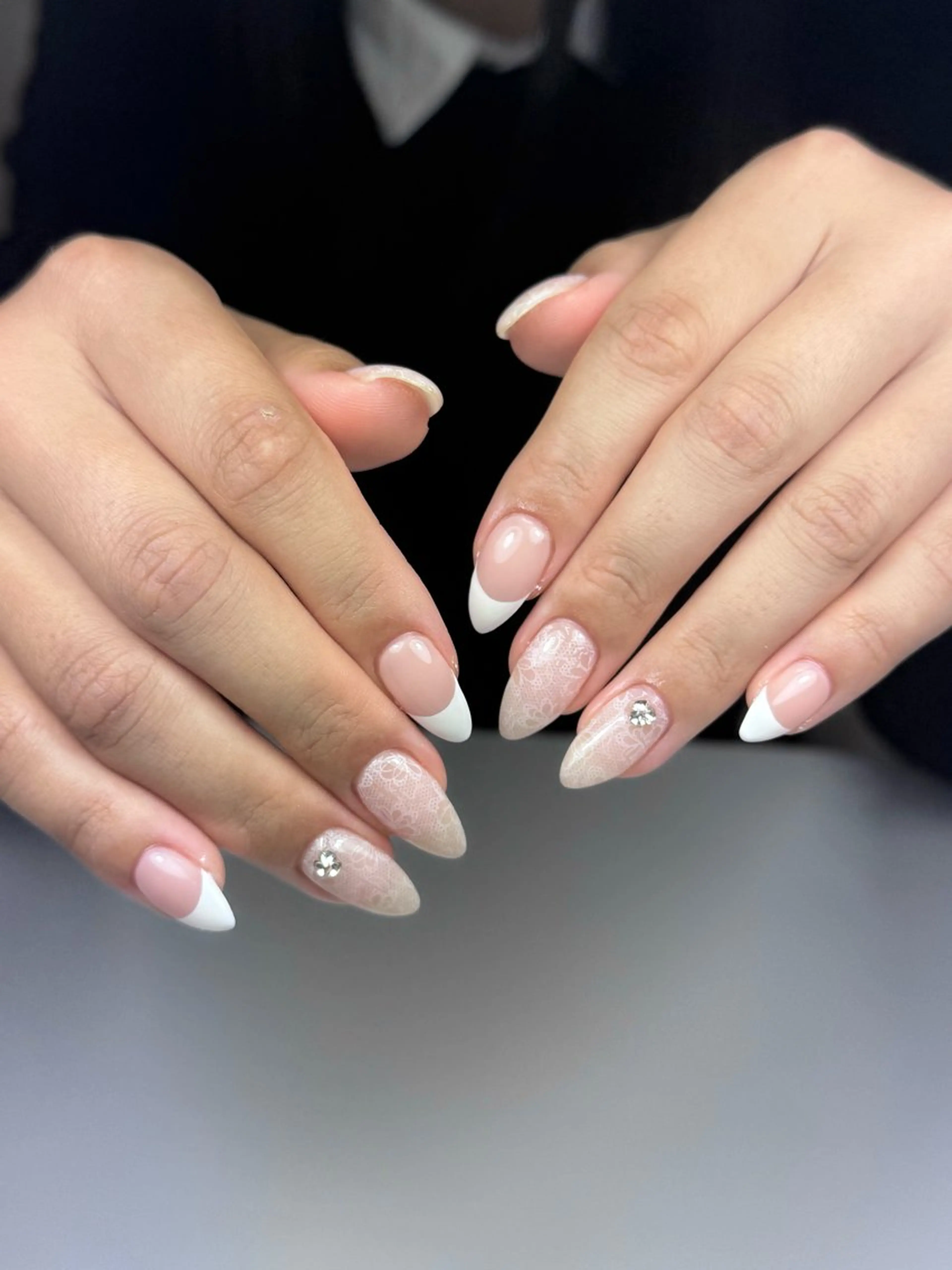 ネイル ハンドネイル ZHU_ STUDIOのネイルデザイン