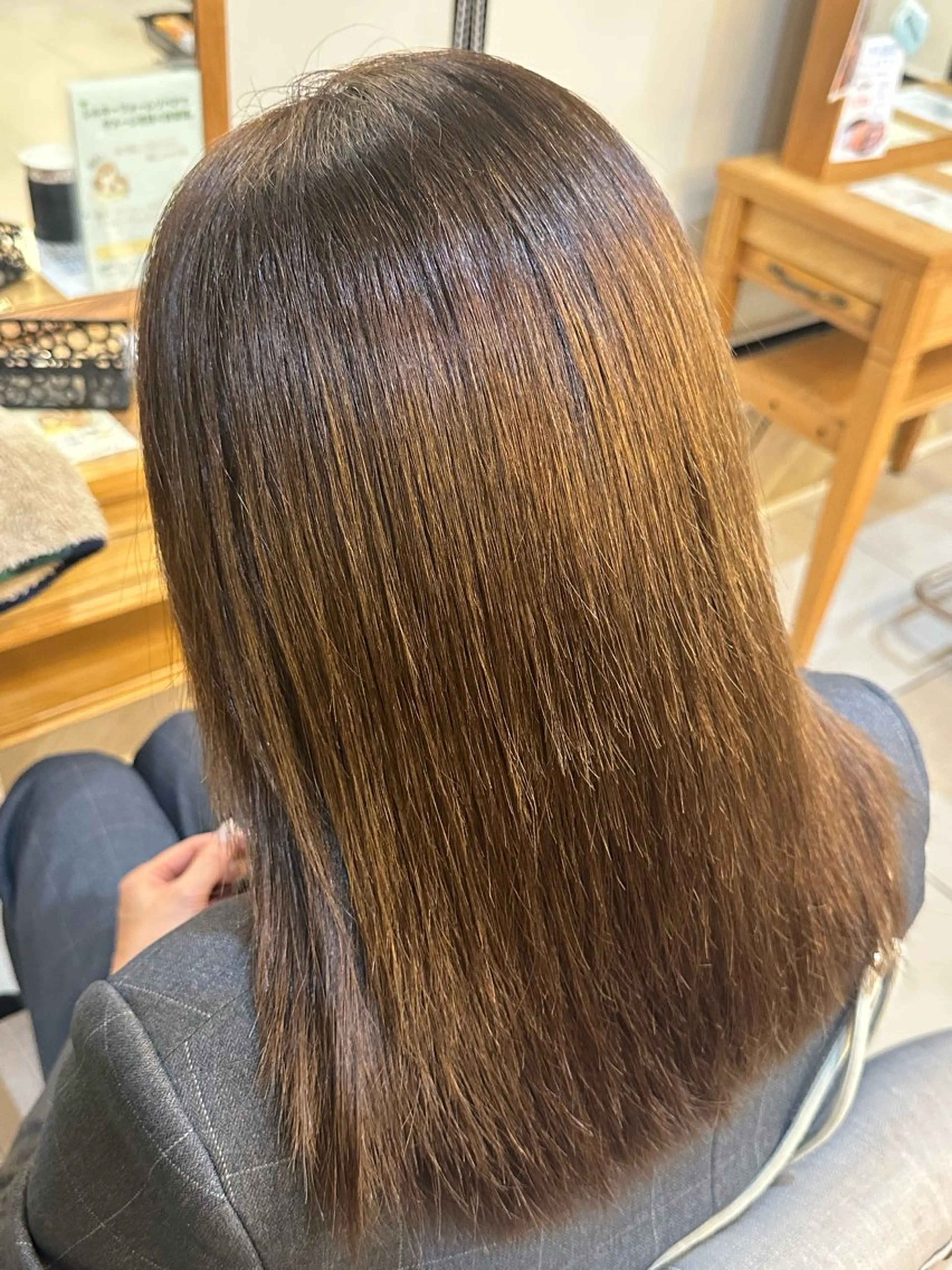 セミロング カラー 下山 隼磨のヘアスタイル