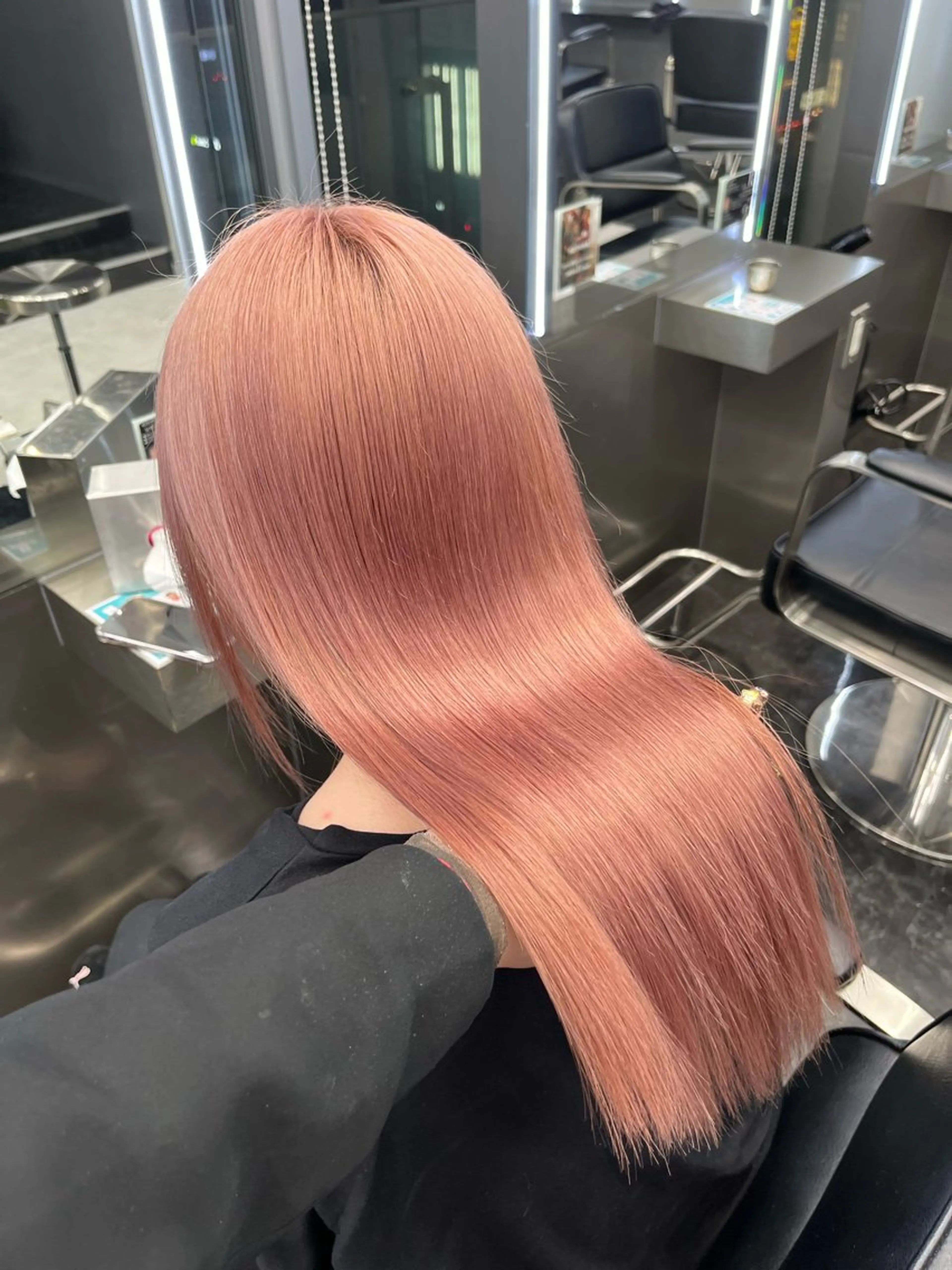 ミディアム カラー ヘアアレンジ ヘアカラー トリートメント ヘアセット ハイトーン/透明感 髪質改善/rinaのヘアスタイル