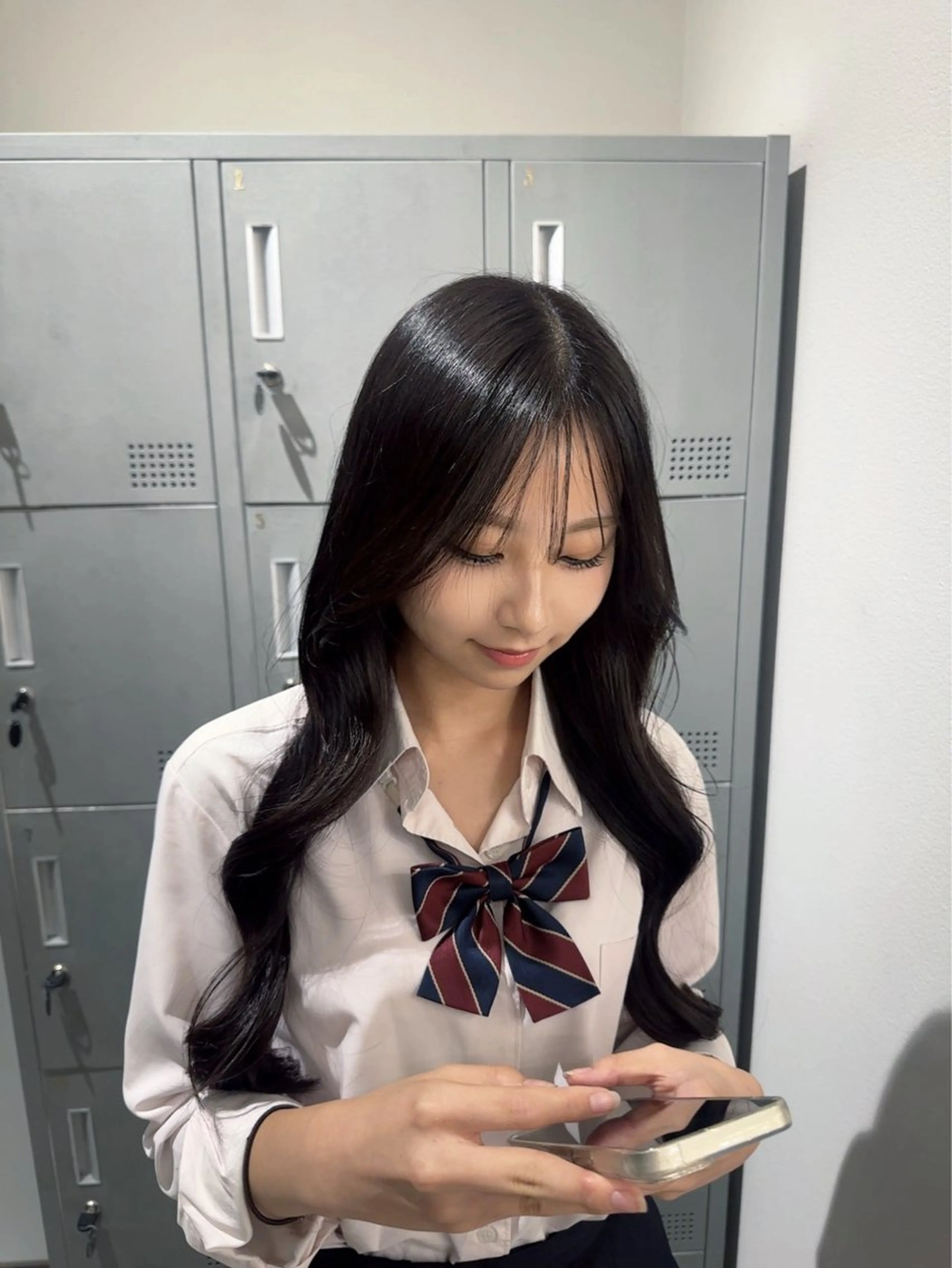 ロング 透け感オリーブ/レイ ヤーカット/KaHoのヘアスタイル