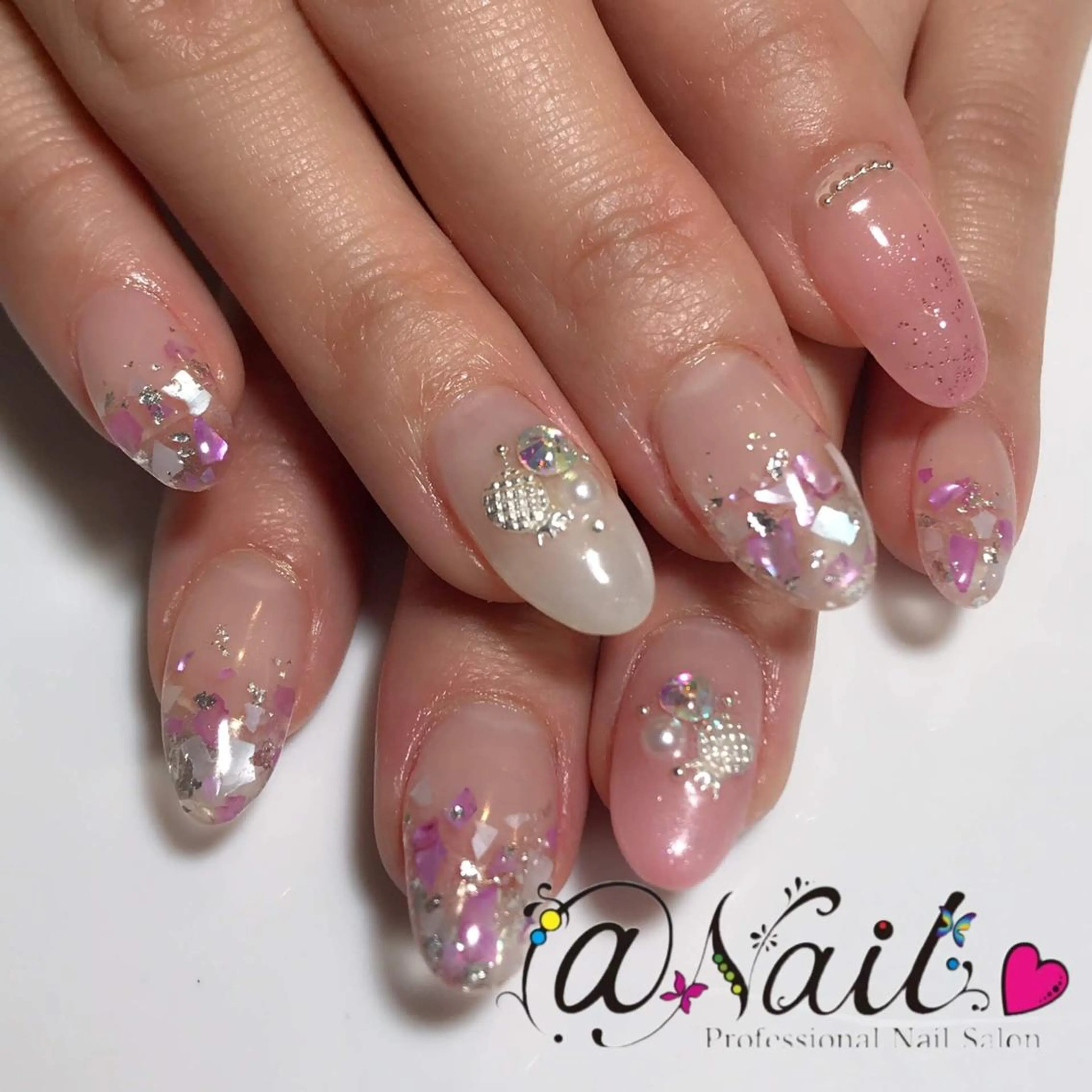 ネイル 小尾 栞のネイルデザイン