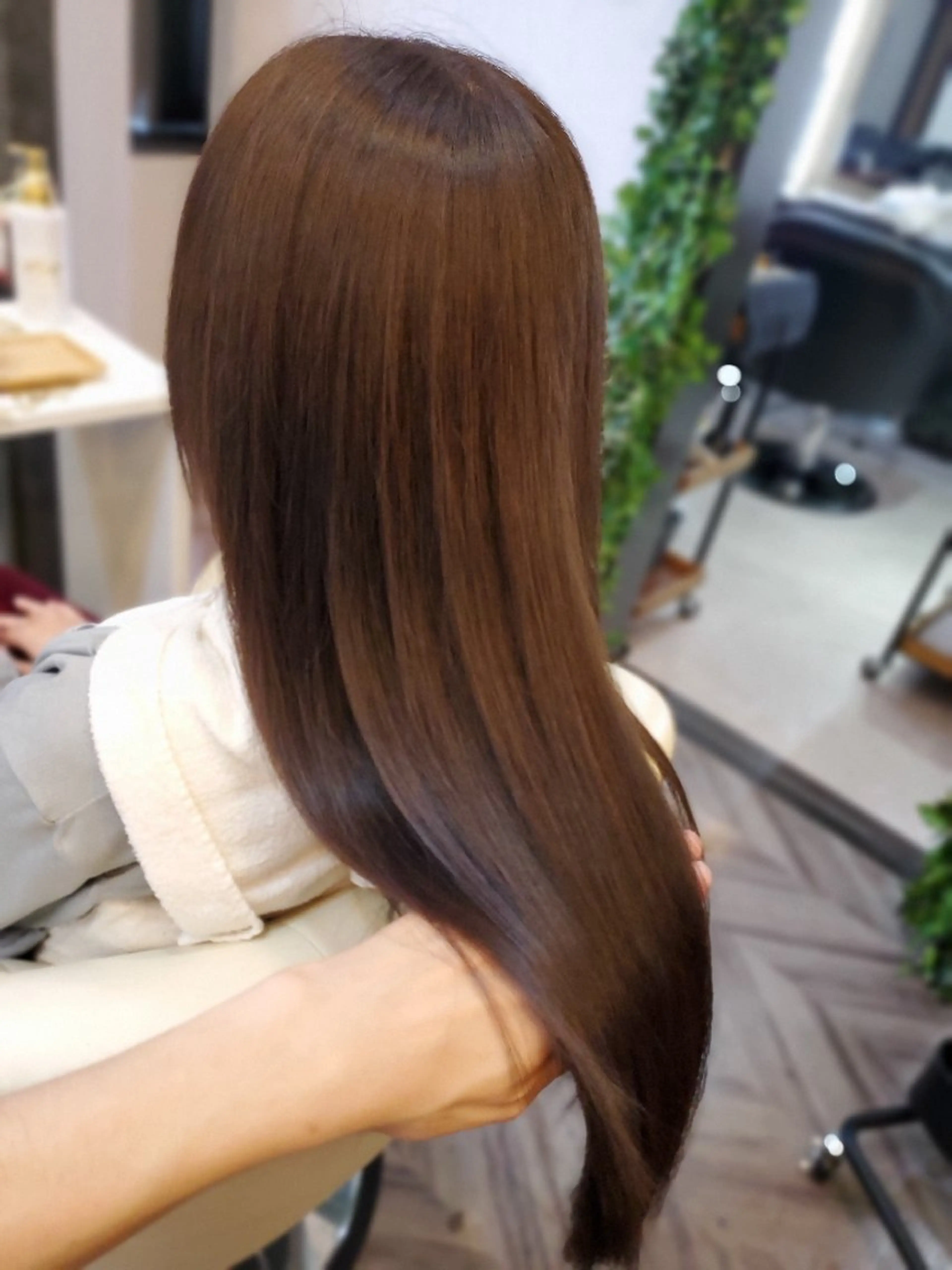 ショート カラー 小島　崇義 ブリーチお任せ下さいのヘアスタイル