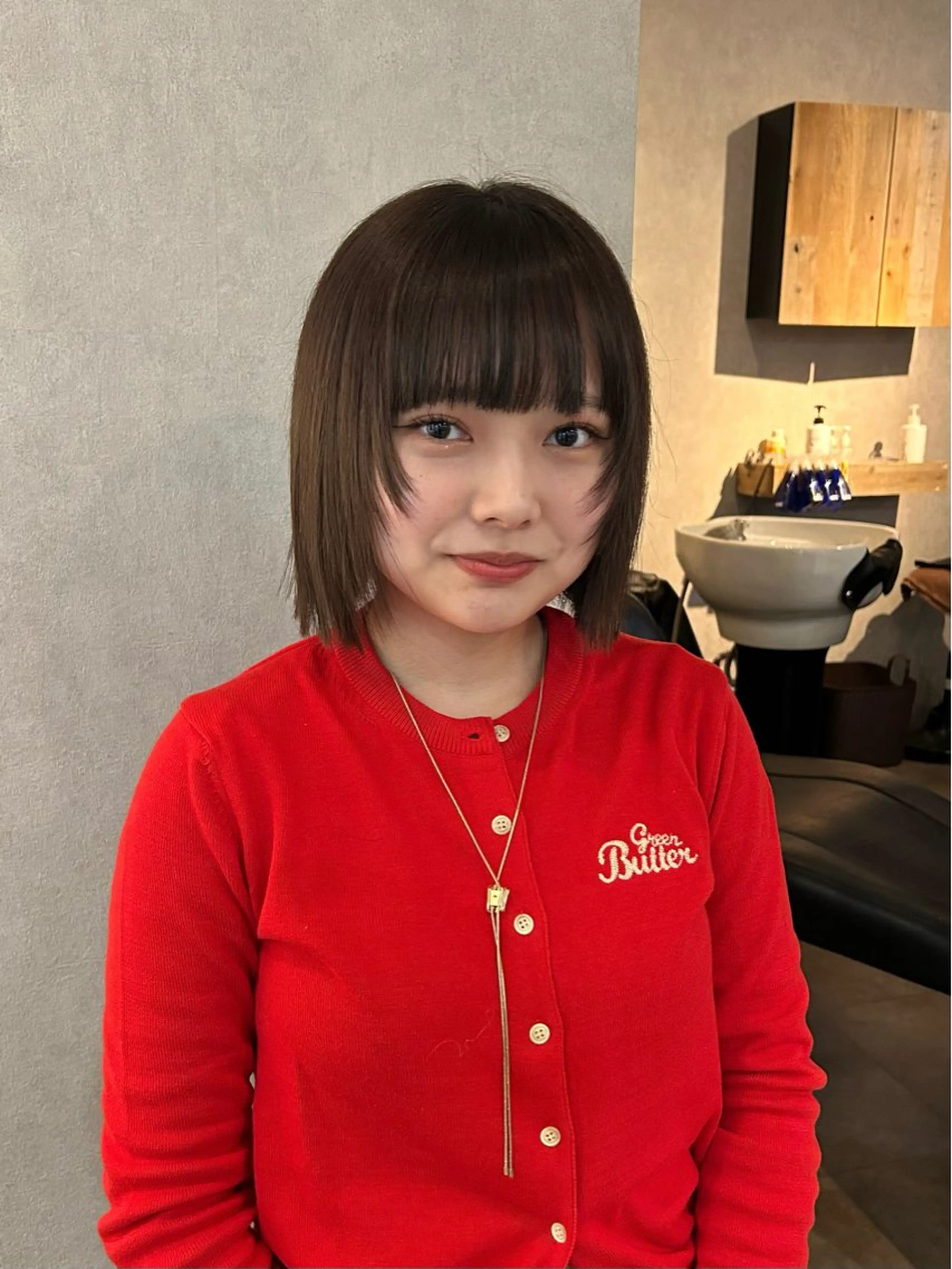 ショート ボブ 顔まわりレイヤー 顔周りカット レイヤーカット ヘアカラー FERIA梅田 hana💫レイヤーのヘアスタイル