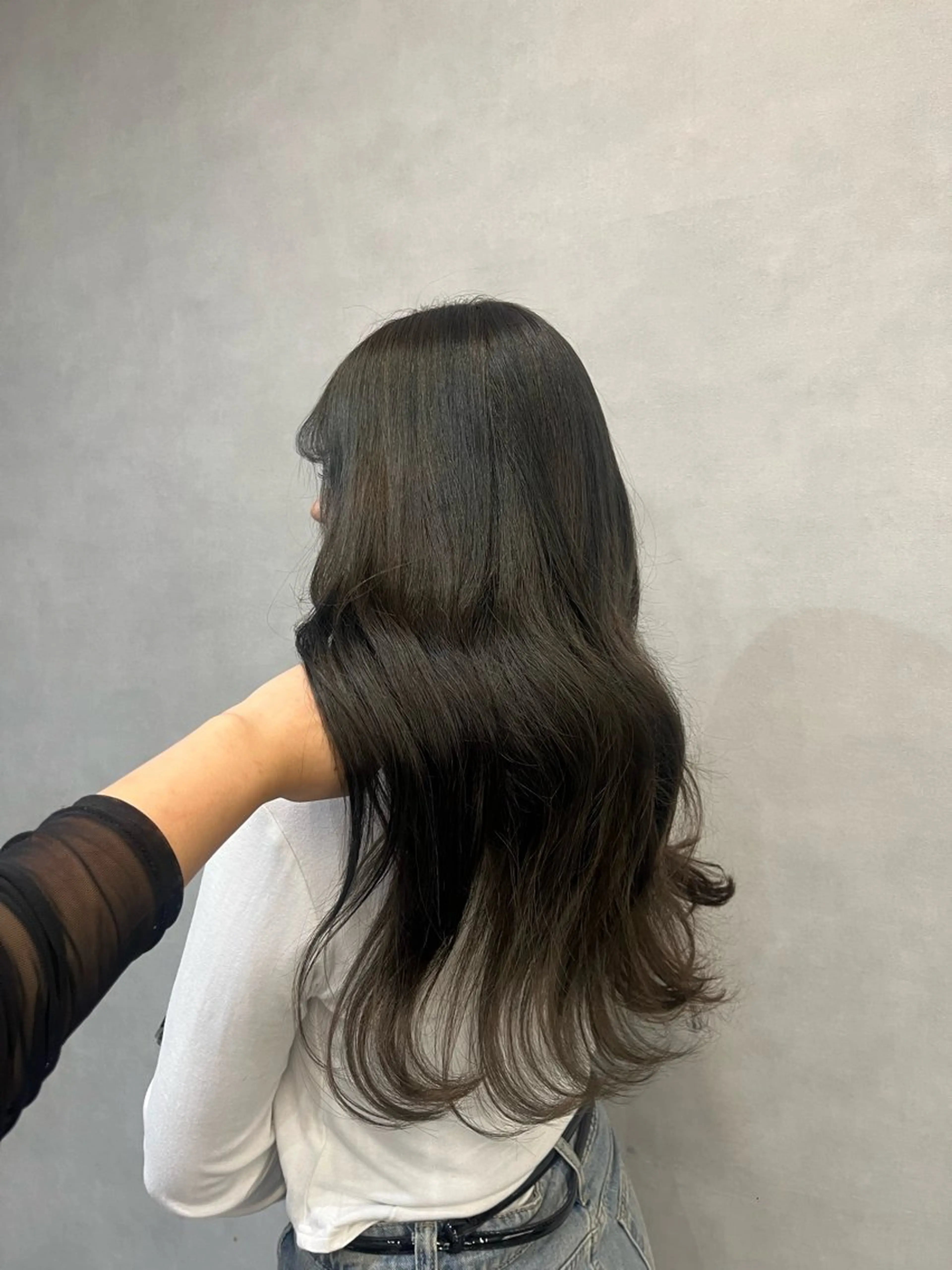 カラー 透明感カラー グレージュ オリーブグレージュ オリーブグレー NAO/ 髪質改善/艶カラーのヘアスタイル