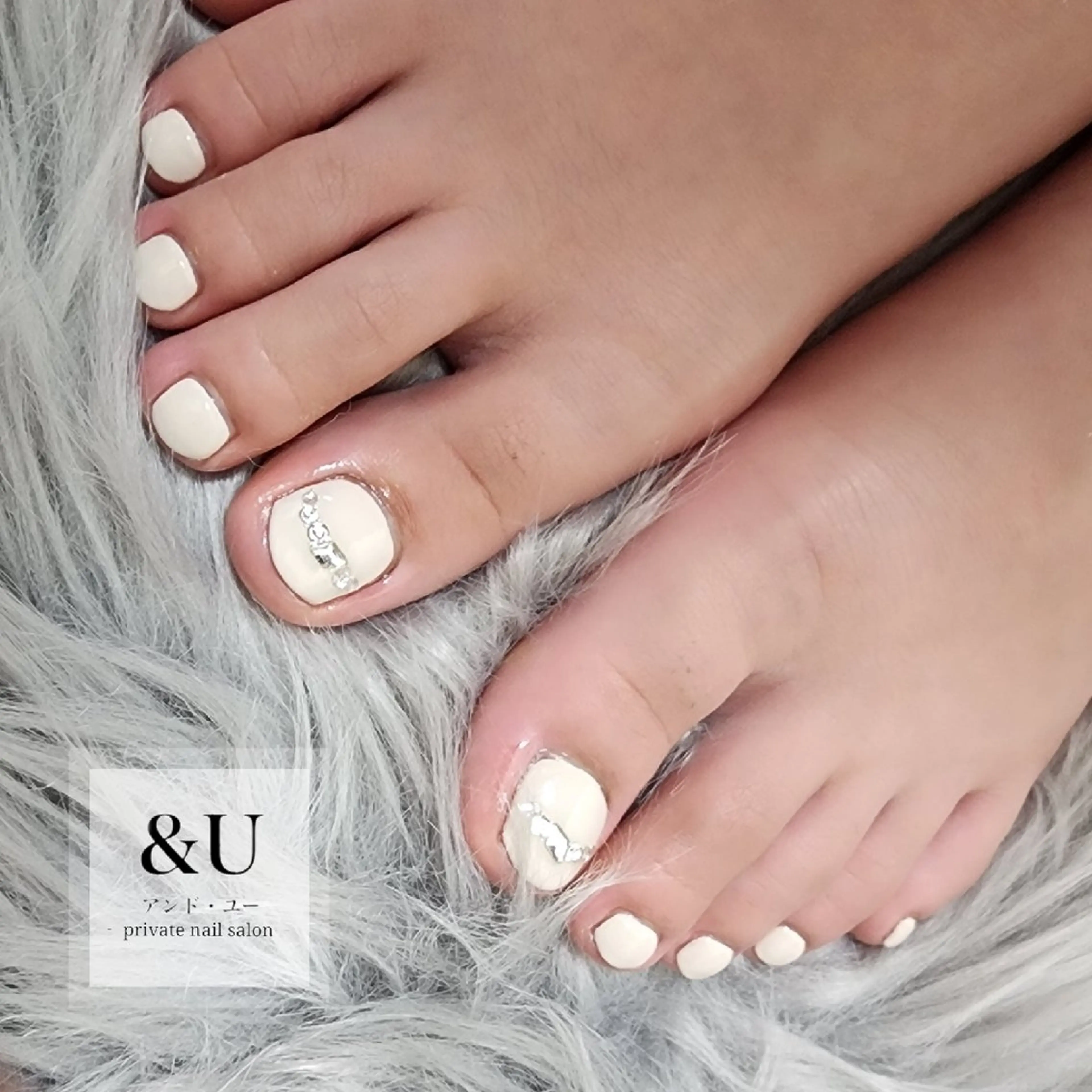 ネイル アートネイル ストーンネイル フットネイル ＆Ｕ (アンド・ユー)のネイルデザイン