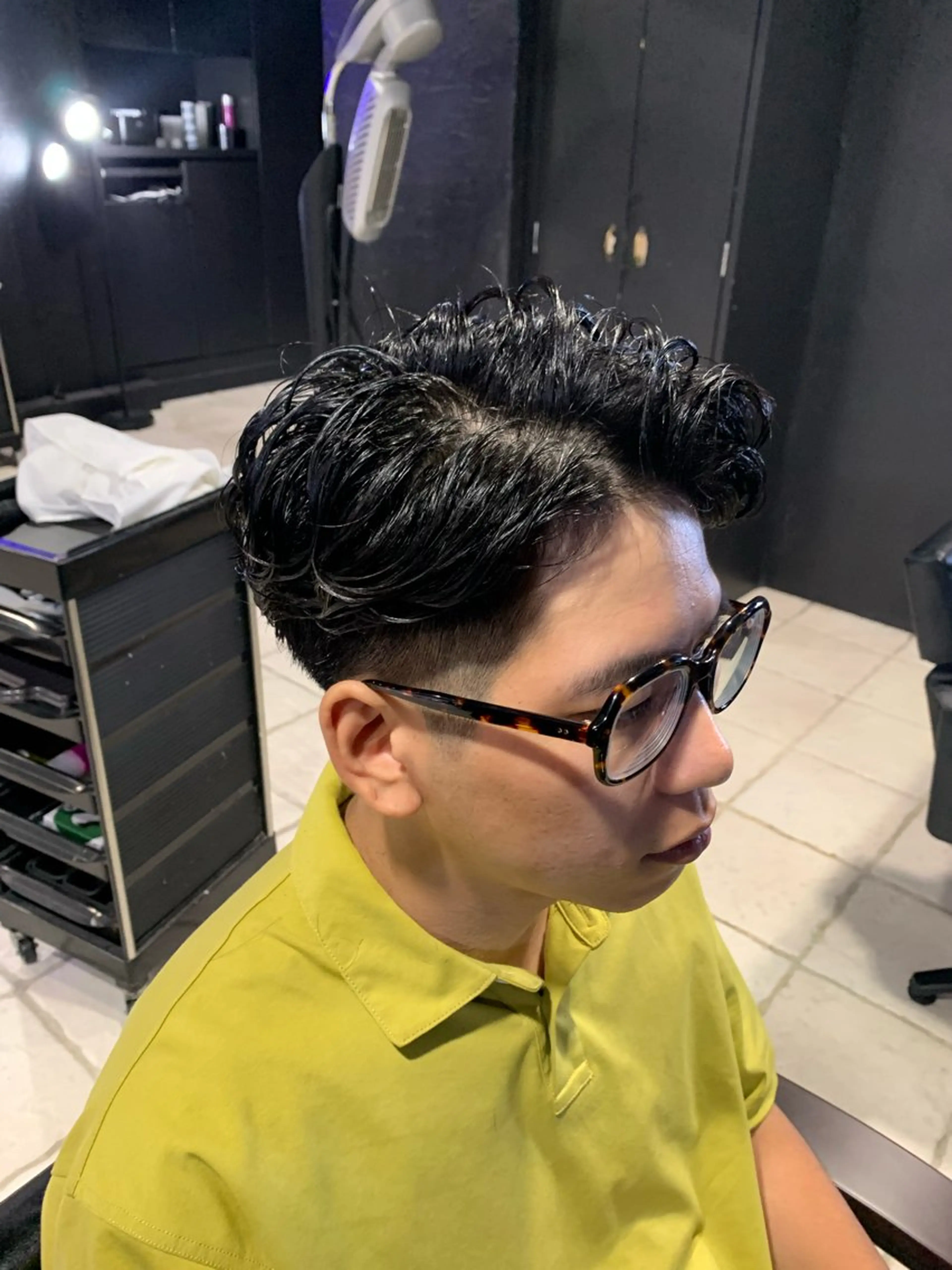 ミディアム メンズ ミディアムパーマ メンズパーマ カット パーマ ヘアセット メンズパーマ/難波/ 心斎橋　室園亮佑のヘアスタイル