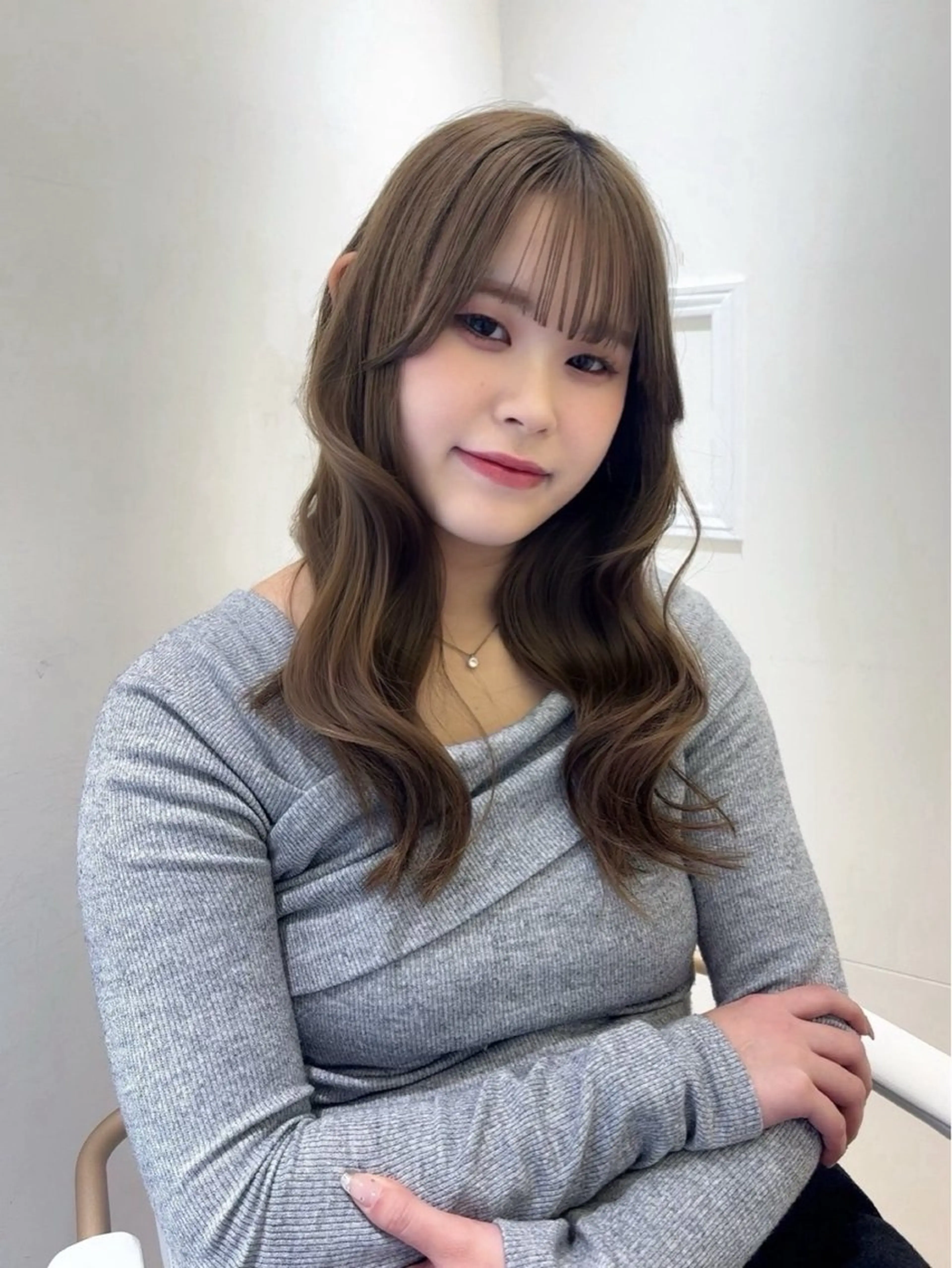 セミロング カラー ParveMix 岡本えりかのヘアスタイル