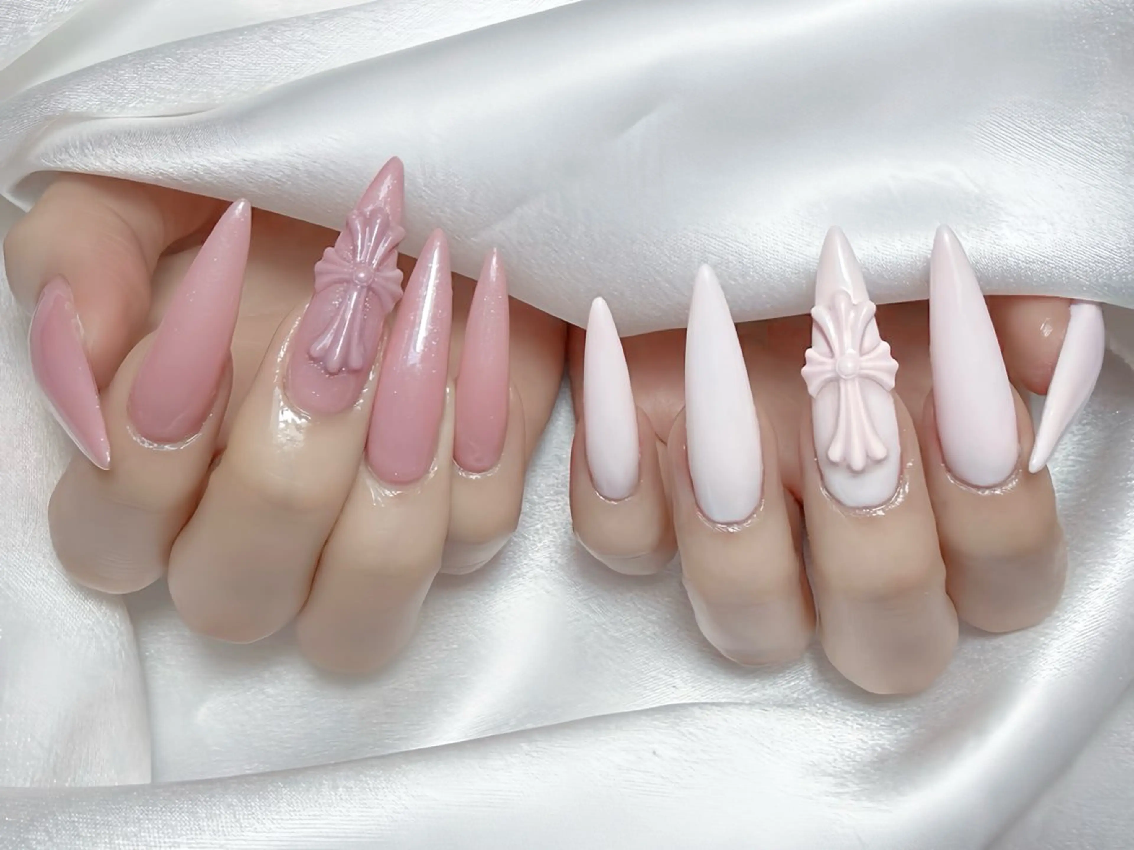 ネイル アートネイル チークネイル ジェルネイル ロングネイル マグネットネイル ハンドネイル Rin Nail 新大久保店のネイルデザイン