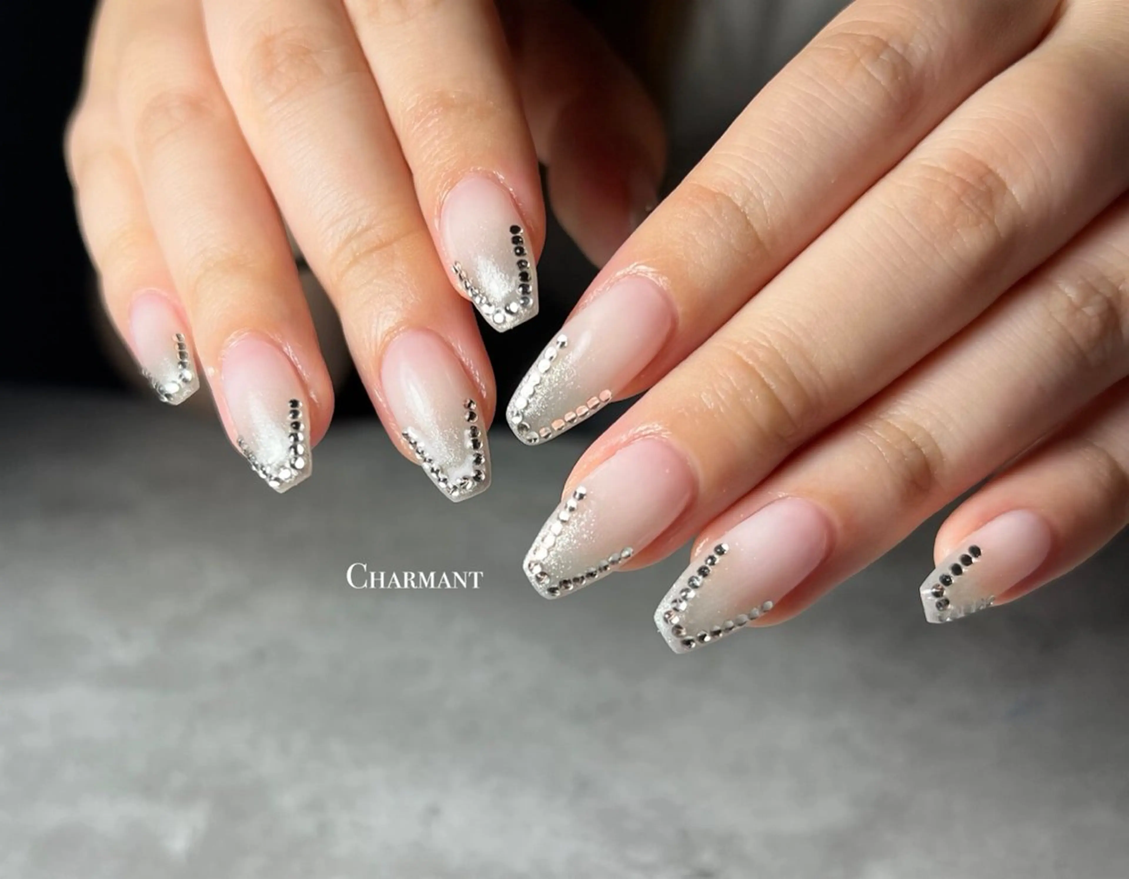 ネイル ハンドネイル Minako 【Charmant】のネイルデザイン