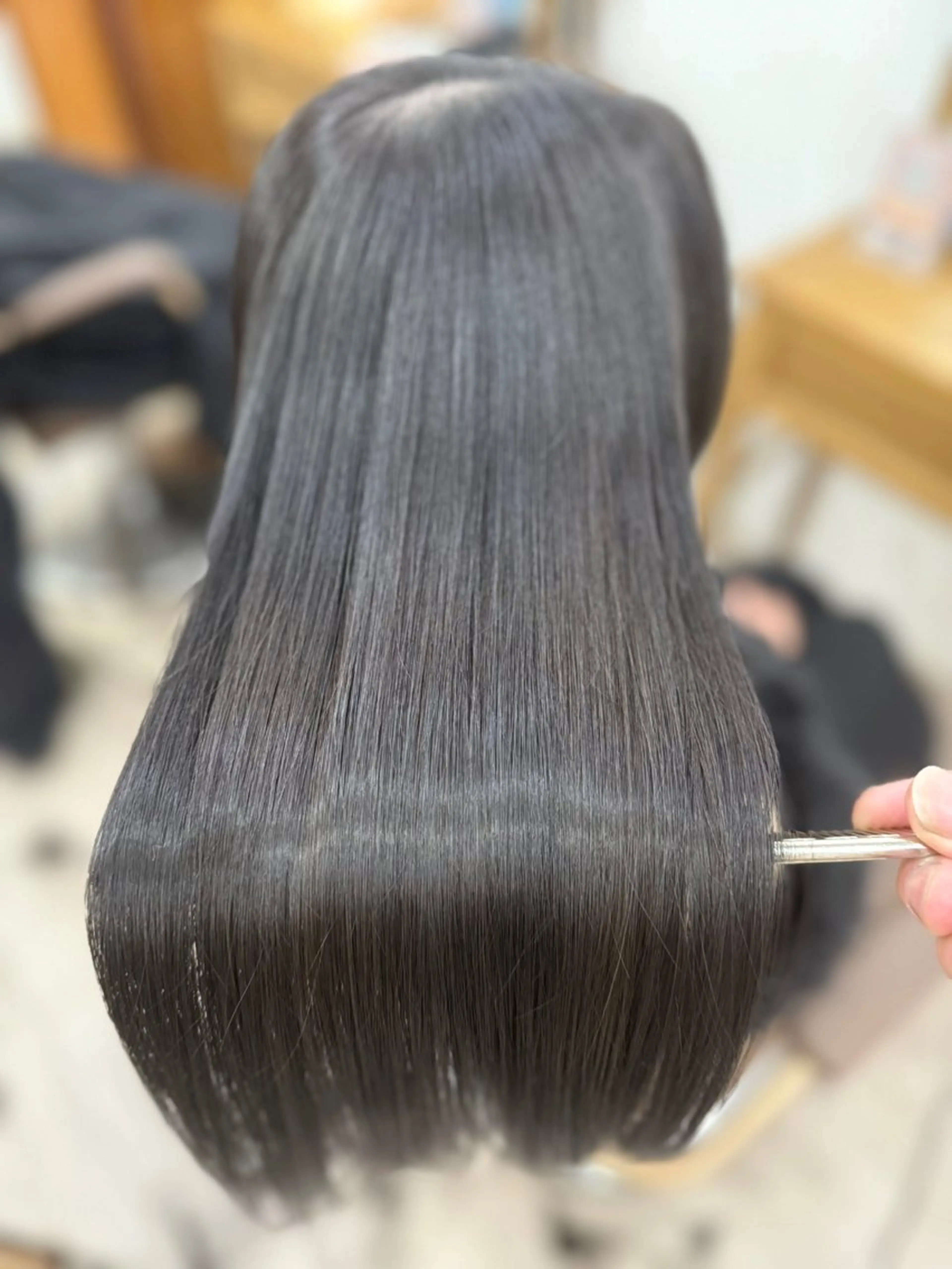 セミロング カット 縮毛矯正 トリートメント 髪質改善特化🔥縮毛 、美髪形成のプロ✂️のヘアスタイル