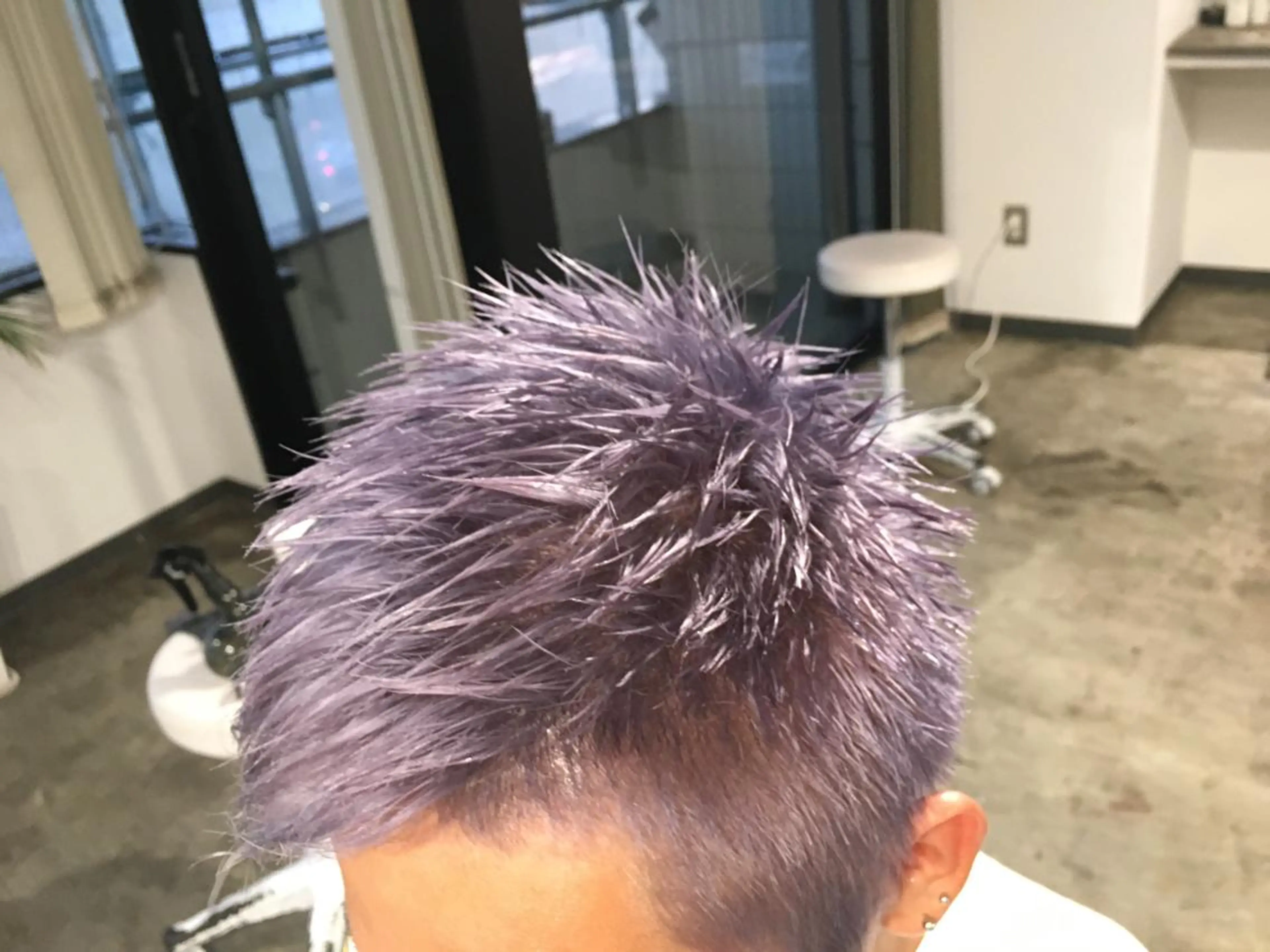 ショート カラー メンズ パープルカラー シルバー 【メンズ職人】 ✂️佐藤友のヘアスタイル