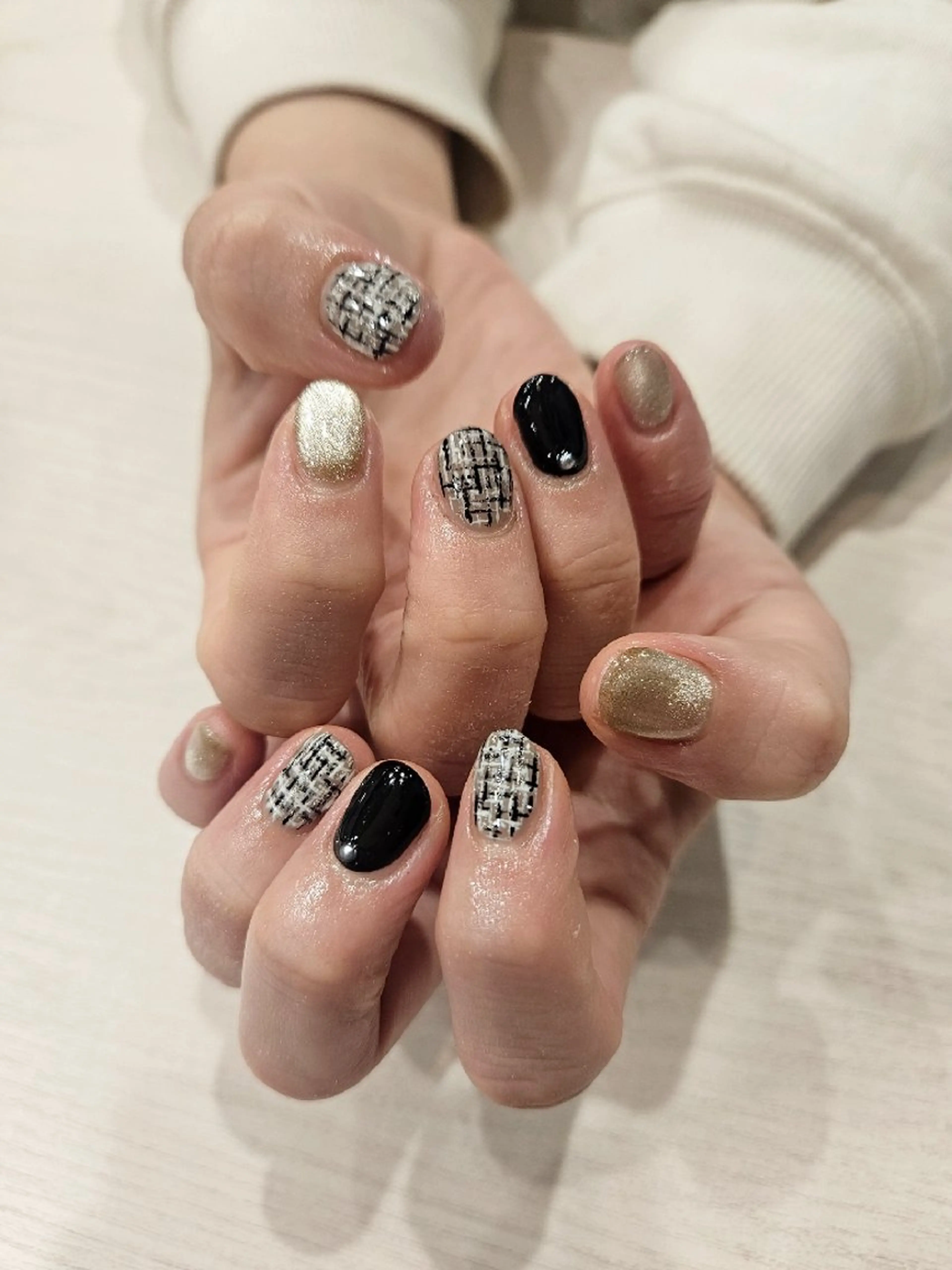 ネイル ハンドネイル 関口 友菜のヘアスタイル