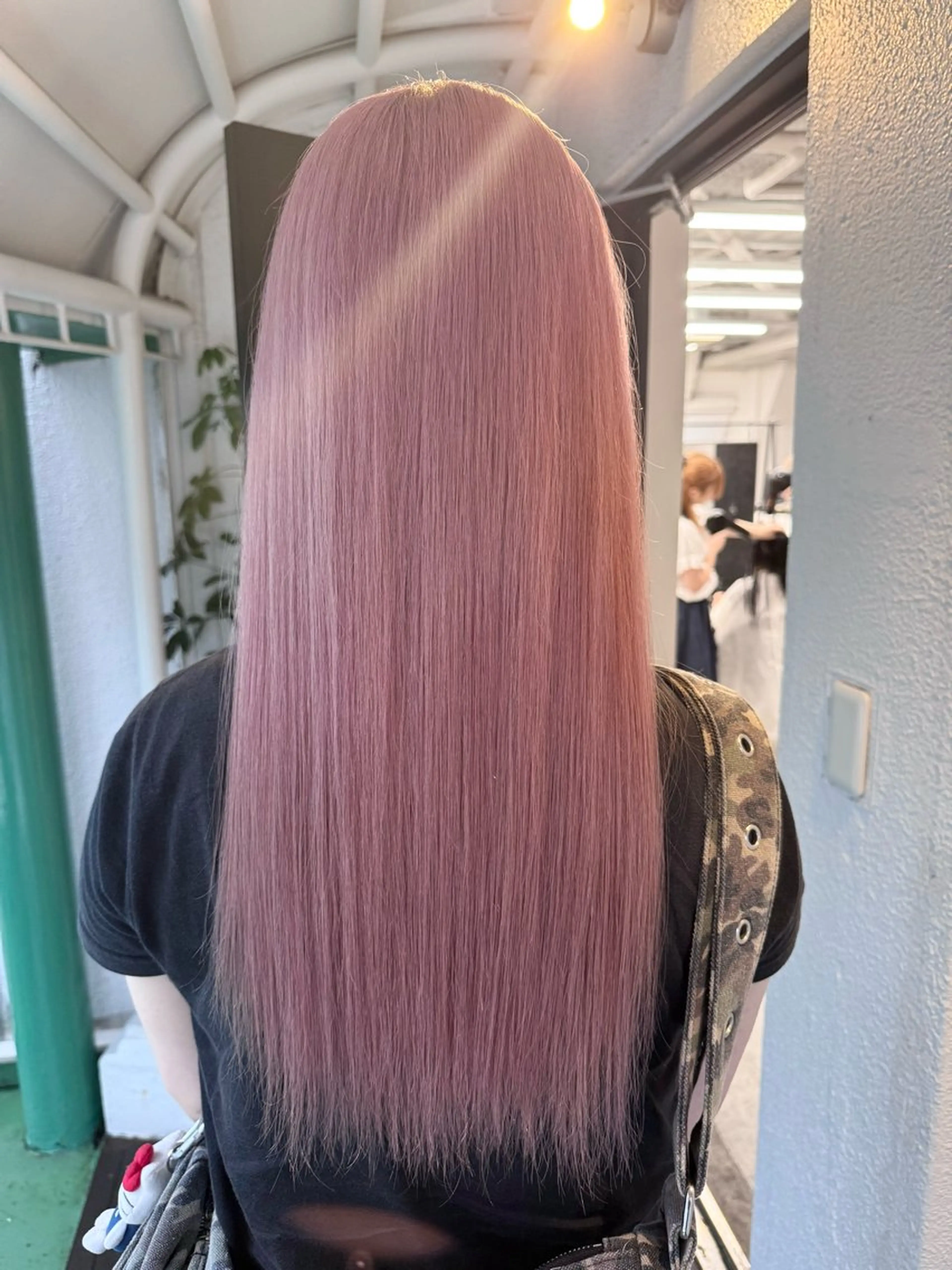 セミロング カラー シールエクステ ベージュカラー ブリーチ ケアブリーチ 透明感カラー ヘアカラー 渋谷髪質改善/縮毛 矯正/かすが🪽🫧のヘアスタイル