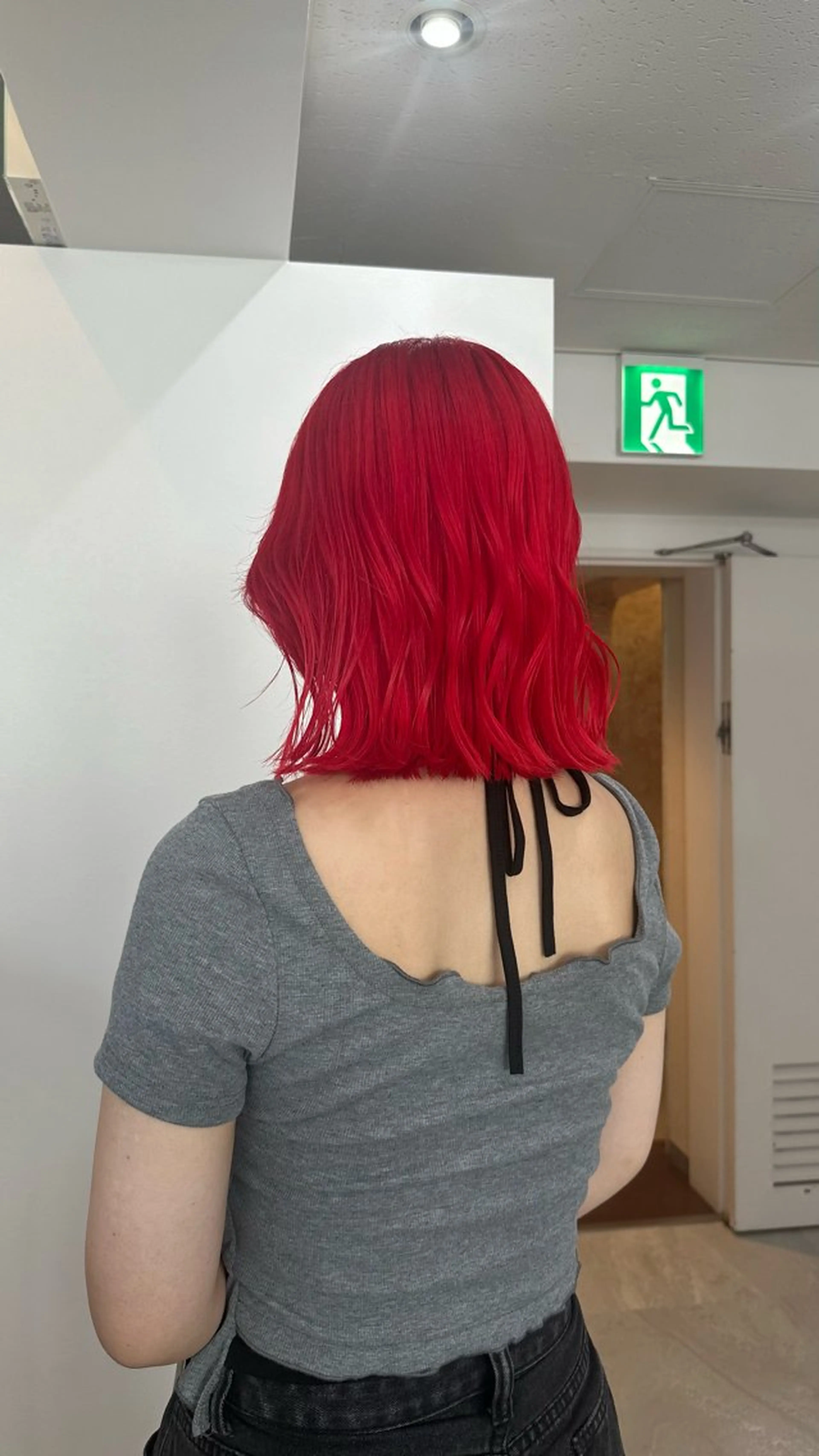 ミディアム ヘアカラー トリートメント REAL 心斎橋所属・ブリーチ/ベージュ /natsumiのヘアスタイル