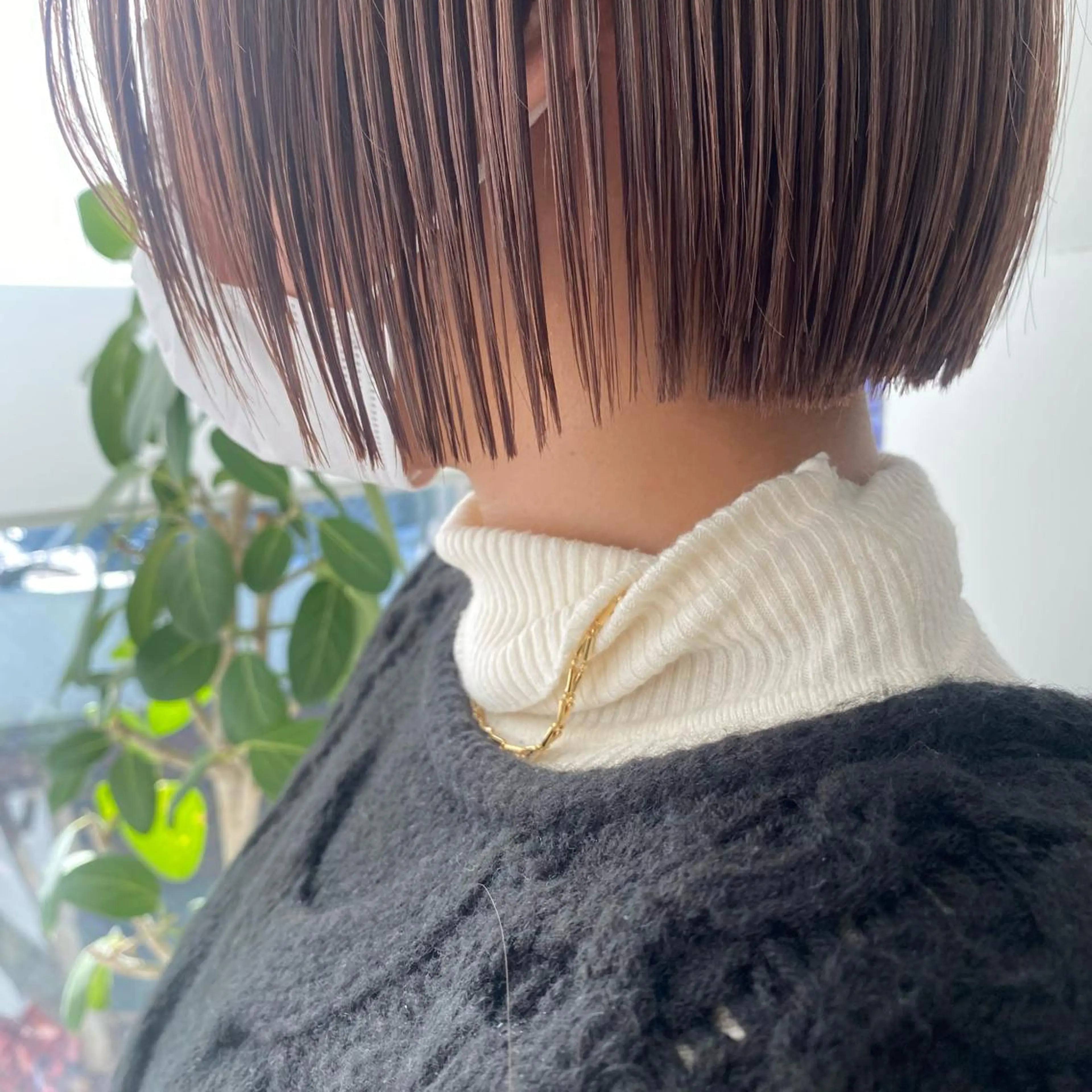 ショート カラー カット ヘアカラー トリートメント センターパート/ 暖色カラーayuのヘアスタイル