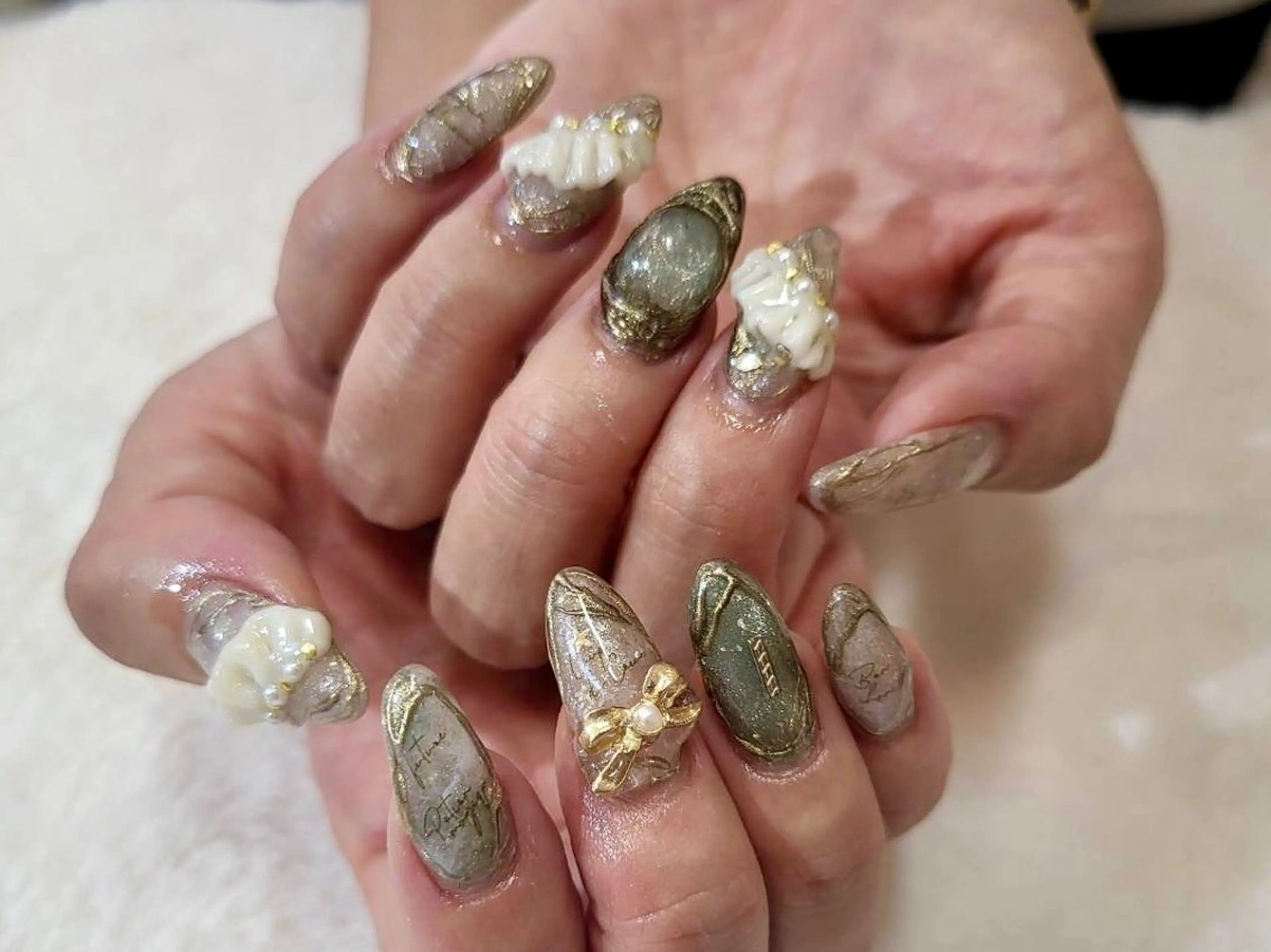 ネイル 持ち込み ハンドネイル ハンドケア Epokku ネイルサロンのネイルデザイン