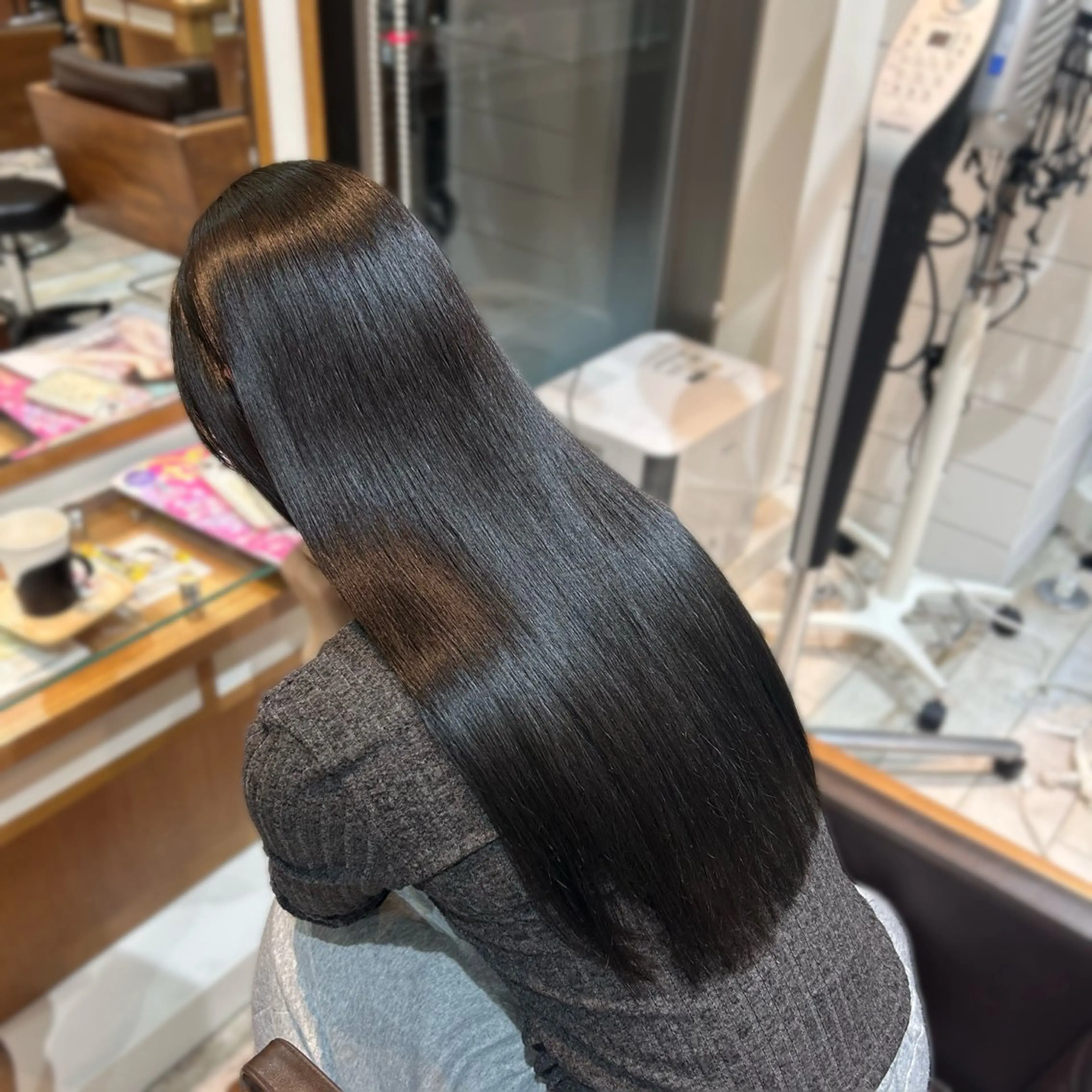 ロング カラー ヘアカラー トリートメント Rion/渋谷 /ブリーチなしカラーのヘアスタイル