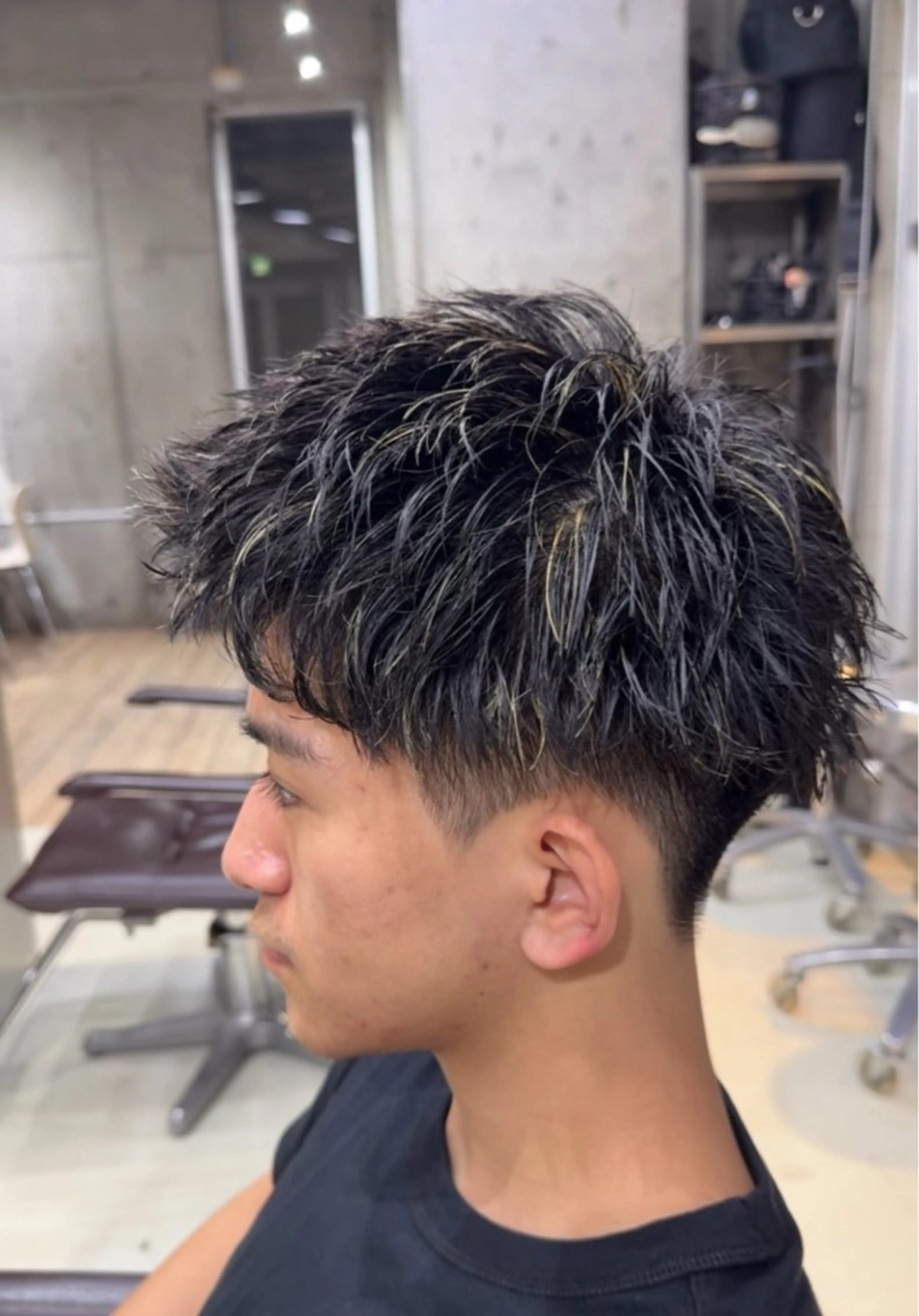 カラー パーマ ハイライトカラー fifth 山本慎人のヘアスタイル