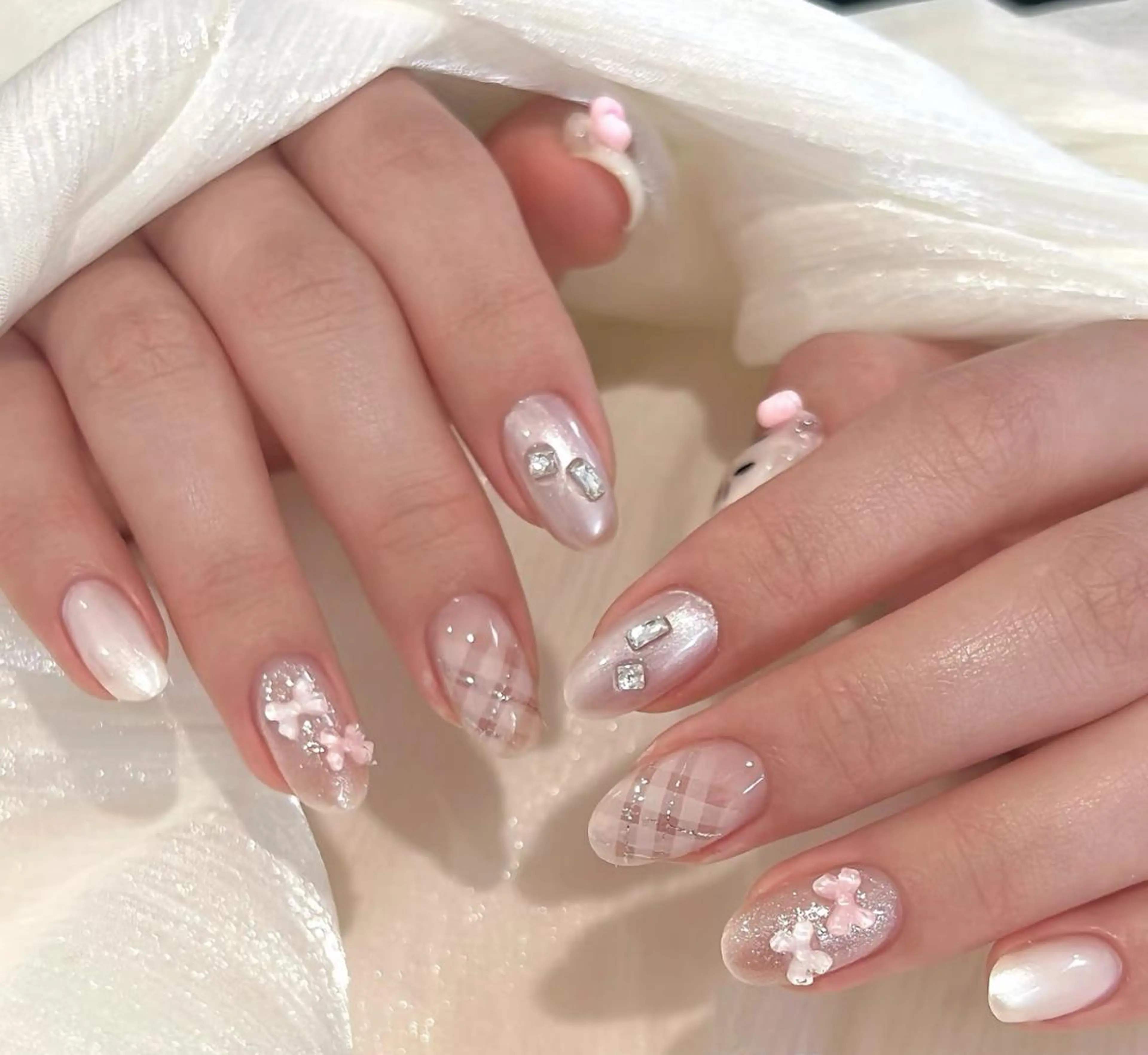 ネイル ハンドネイル 🎀 NaNa_nailのネイルデザイン