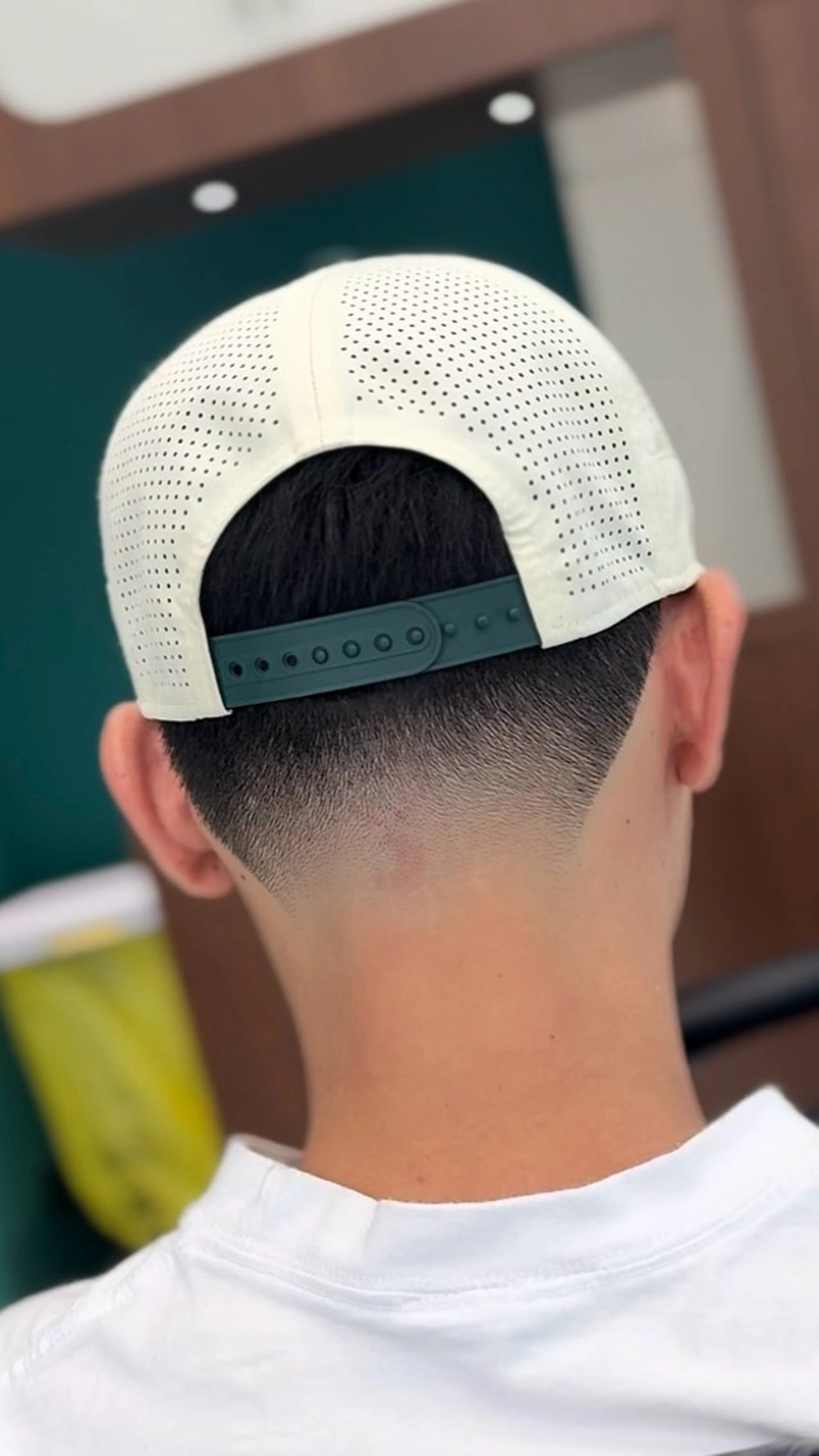 ショート カット YUTA💈 スキンフェードのヘアスタイル