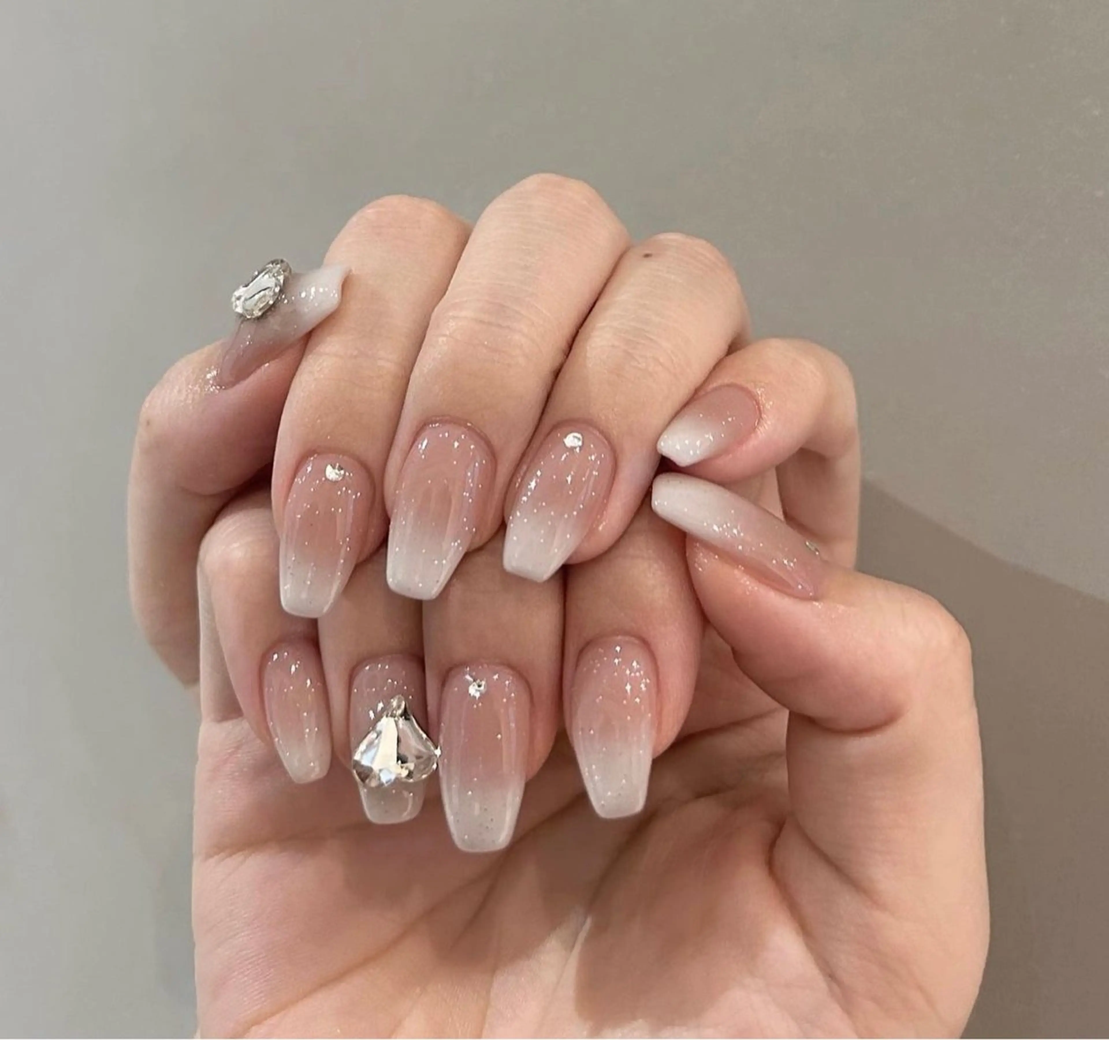 セミロング nina beautyのネイルデザイン